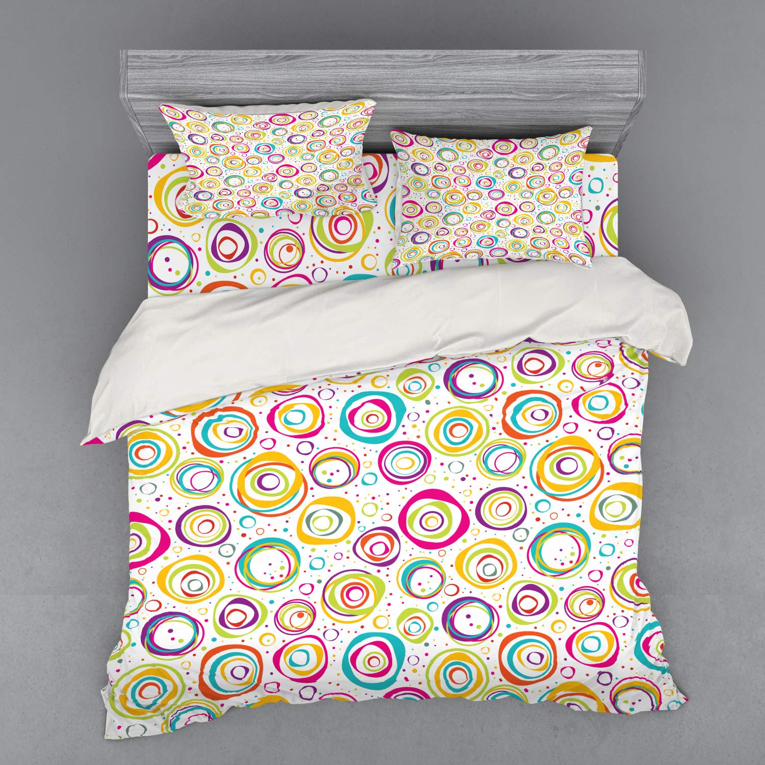 Ambesonne Geometric Duvet Cover Set - Spirals with Funny Dots Bubbles Print 3-Piece King Size Bedding Set with Sham & Fitted Sheet | Modern Home Decor for Master Bedroom, Guest Room & Dorm