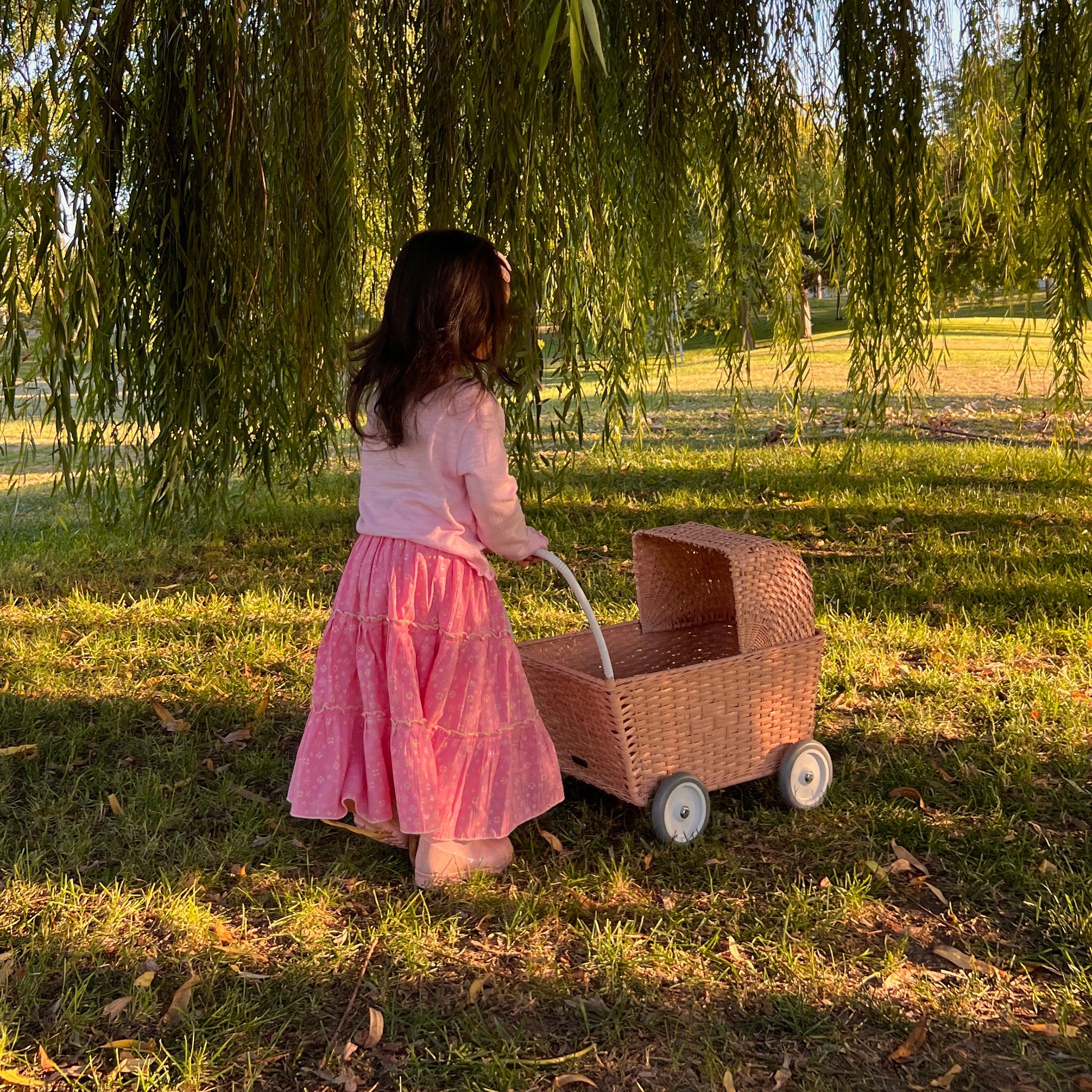 Rattan Stroller in Seashell Pink - Lightweight & Stylish Baby Pushchair for Beach Walks, Park Outings, and Everyday Use