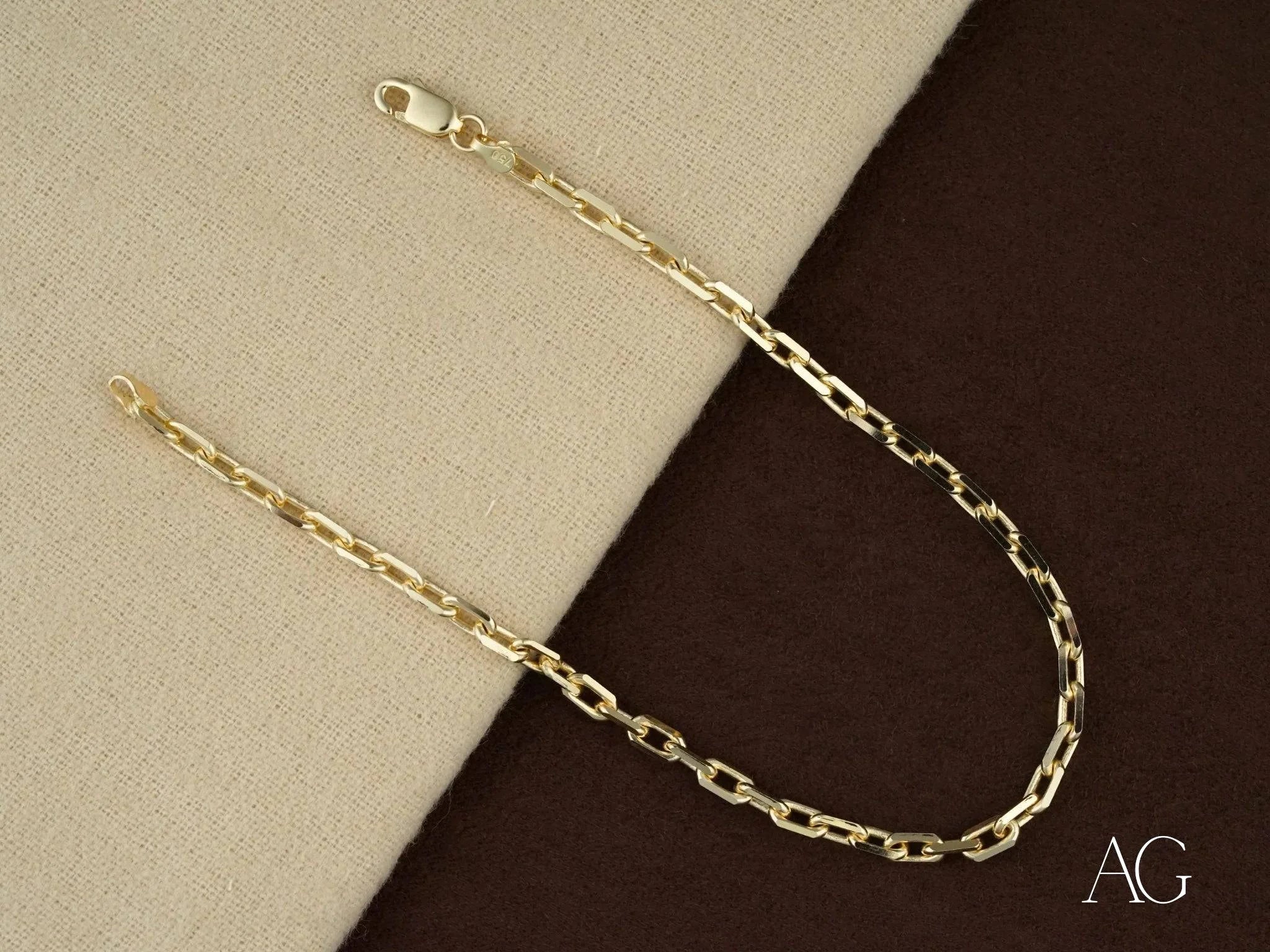 Exquisite 18K Solid Gold Diamond-Cut Bracelet for Women - Elegant Radiant Art Jewelry for Parties, Weddings & Special Occasions
