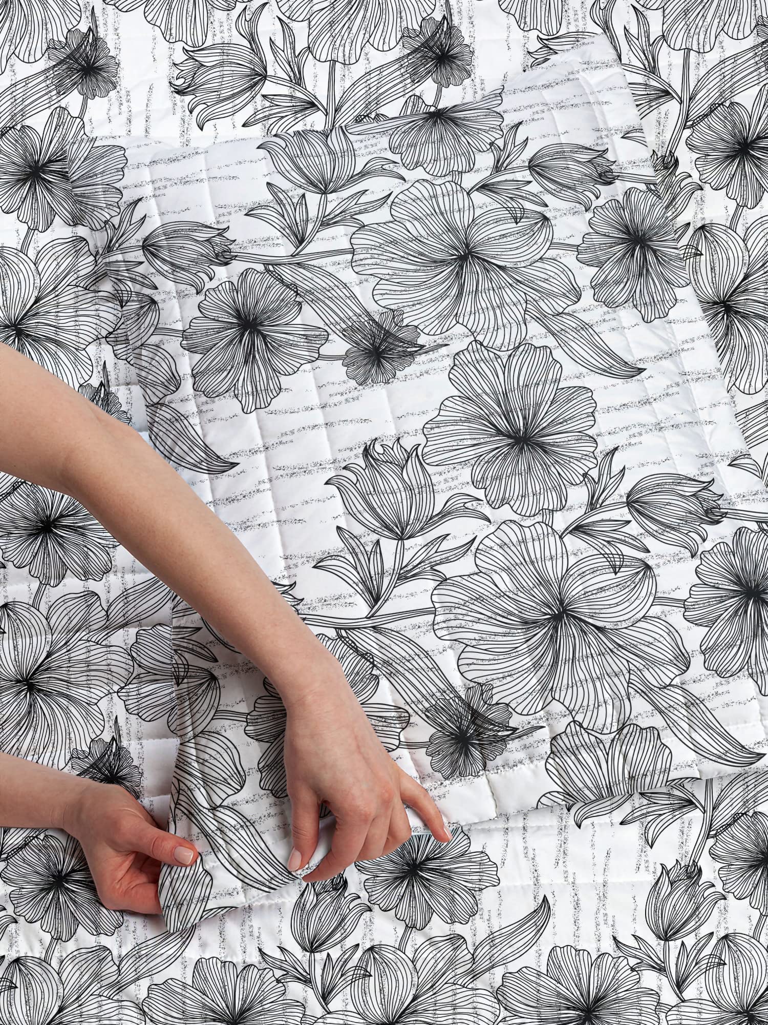 Ambesonne Floral Reversible Queen Size Bedspread Set - Monochrome Hand Drawn Wild Spring Flowers Design with Pillow Shams & Comforter - Soft Microfiber Bedding in Black & White - Perfect for Spring Home Decor & Guest Room Makeover