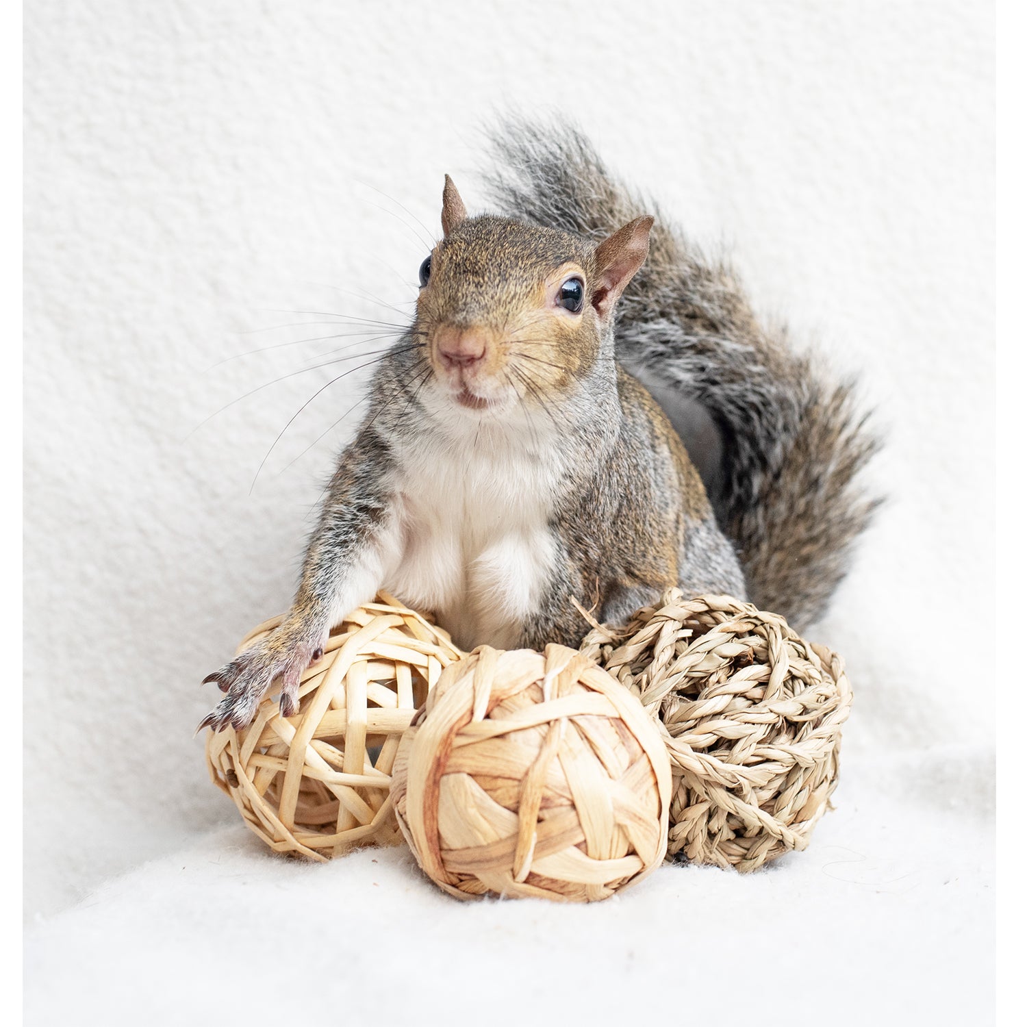 Premium Grass Ball Trio Set - Natural Fiber Decorative Balls for Home & Garden Decor - Perfect for Table Centerpieces, Wedding Decorations, and DIY Crafts