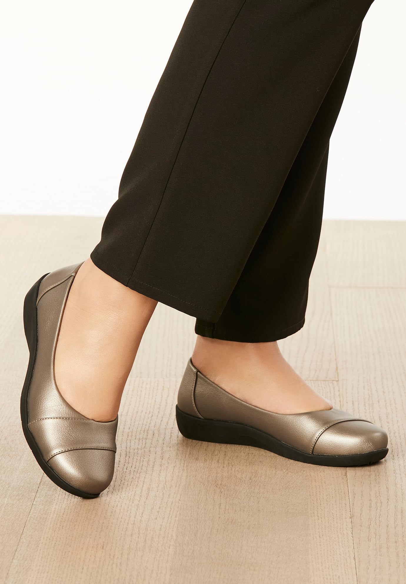Comfortview Women's Wide Width The Gab Flat Shoes - Comfortable Slip-On Loafers for Work, Travel & Casual Wear