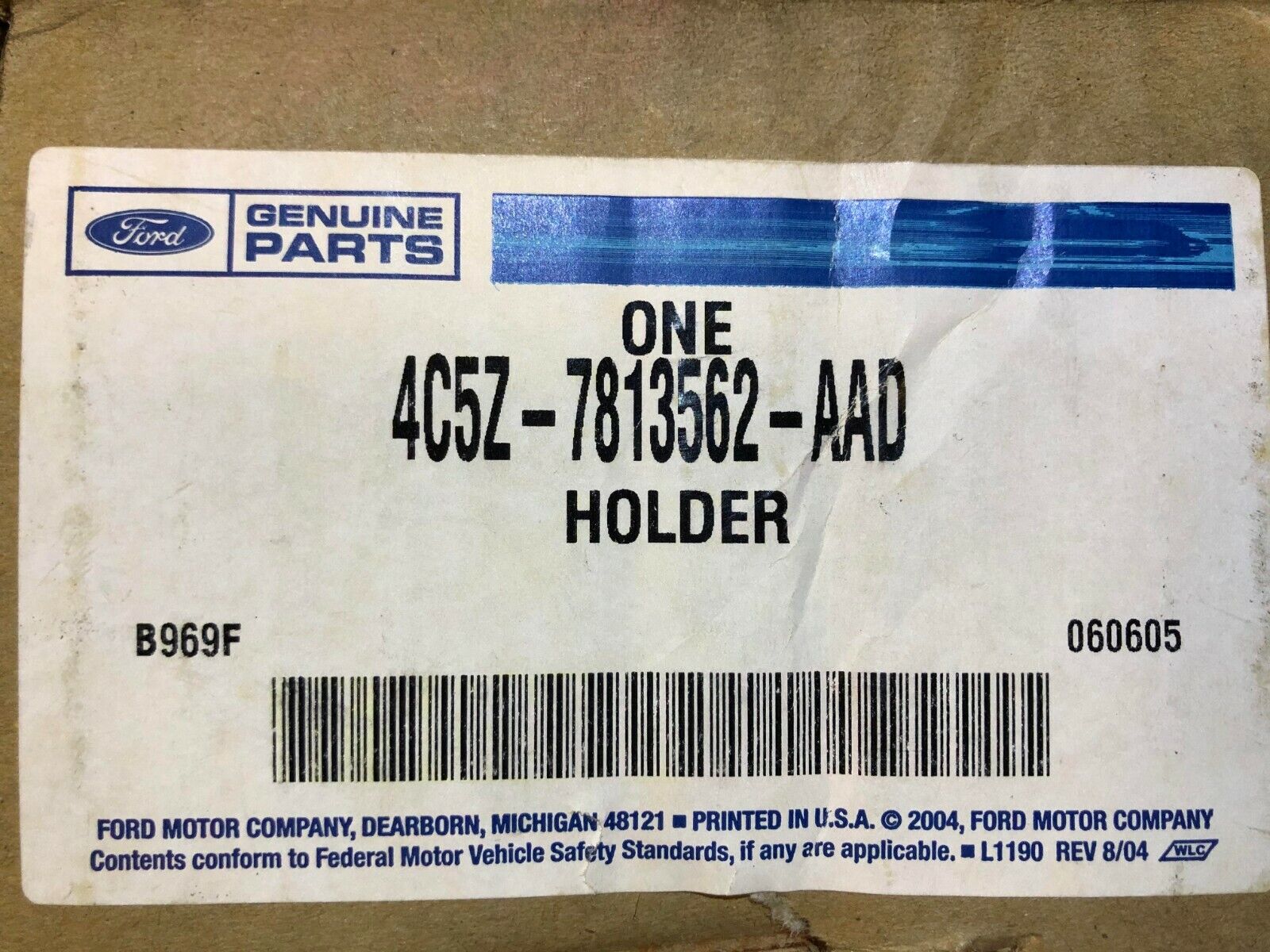 Brand New 05-07 Ford Super Duty F250 F350 F450 F550 Dash Cup Holder #107 - Perfect for Road Trips & Daily Commutes
