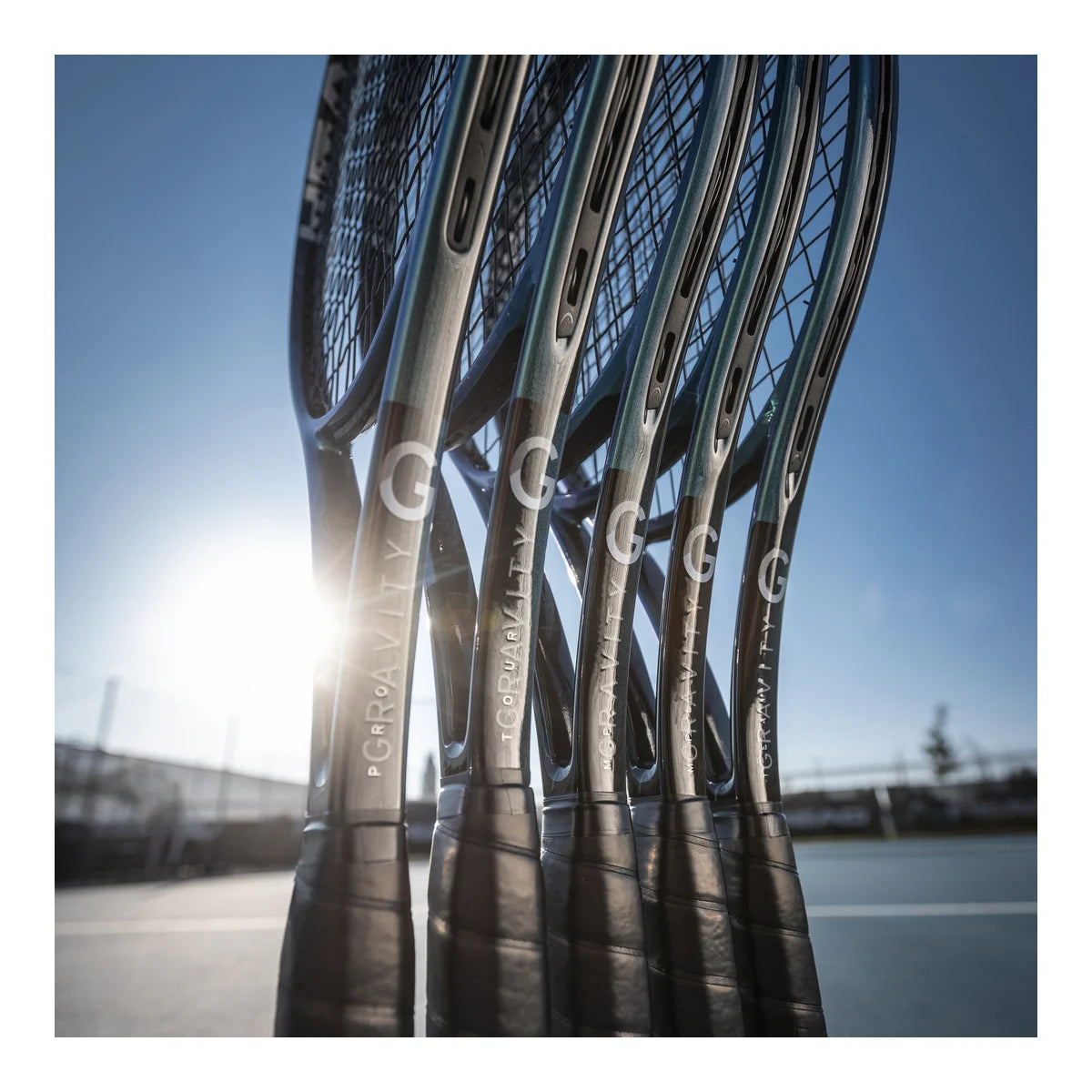 2025 Head Gravity Pro Tennis Racket - Professional Carbon Fiber Tennis Racquet for Advanced Players | Perfect for Competitive Matches & Training Sessions
