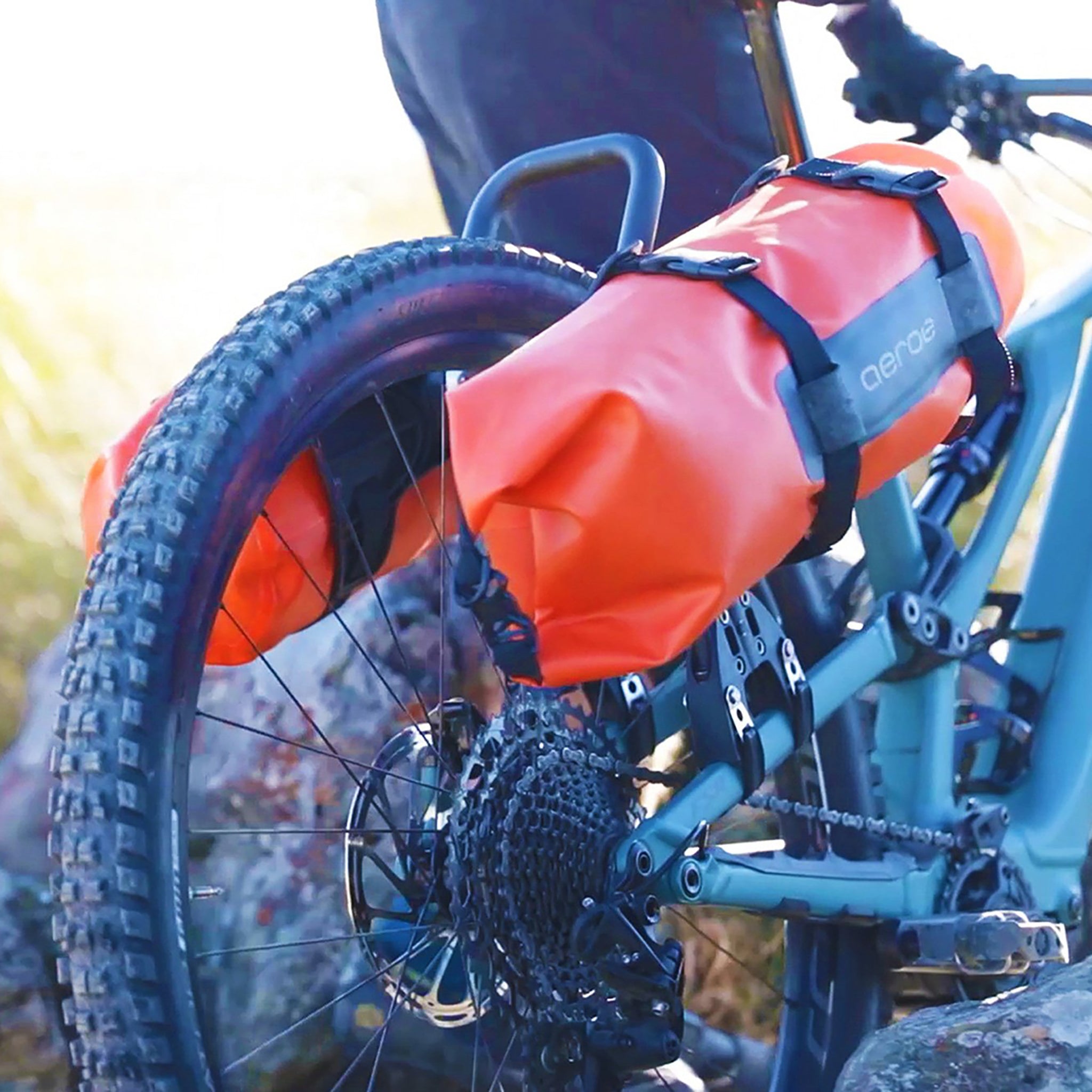 Aeroe Spider Rear Rack with Spider B - Black Bike Cargo Rack for Mountain & Road Bikes - Perfect for Commuting, Touring & Adventure Cycling