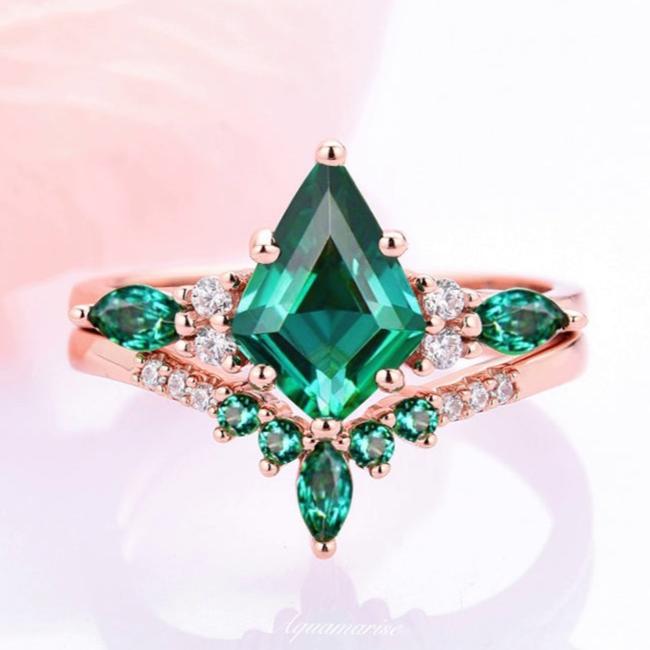 Skye Kite™ 14K Rose Gold Vermeil Emerald Ring Set for Women - Elegant Stackable Rings for Everyday Wear, Anniversary Gifts & Special Occasions