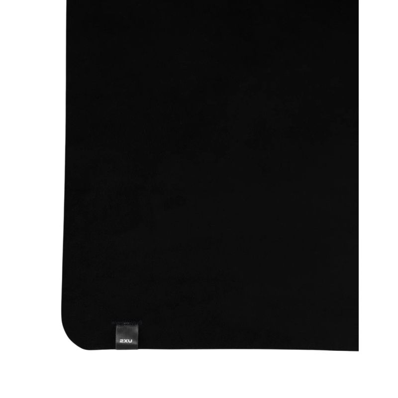 2XU Premium Microfiber Gym Towel - Quick Dry, Lightweight & Absorbent Workout Towel for Fitness, Yoga & Running - Ideal for Gym, Sports & Travel