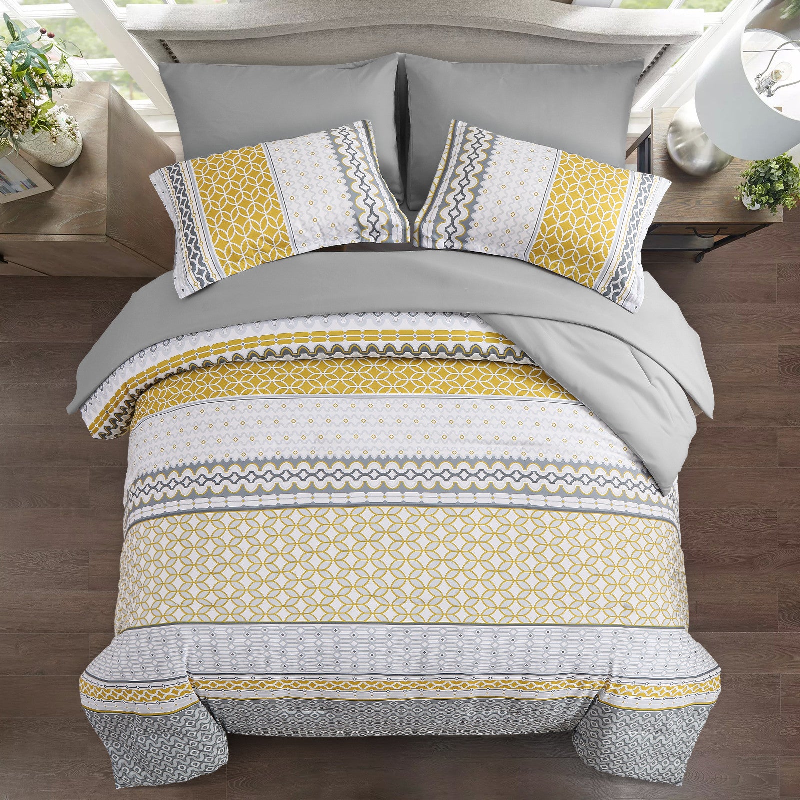 Floral Stripes King Size Comforter Set - 3 Piece Luxury Bedding with Pillowcases for Master Bedroom & Guest Room Decor