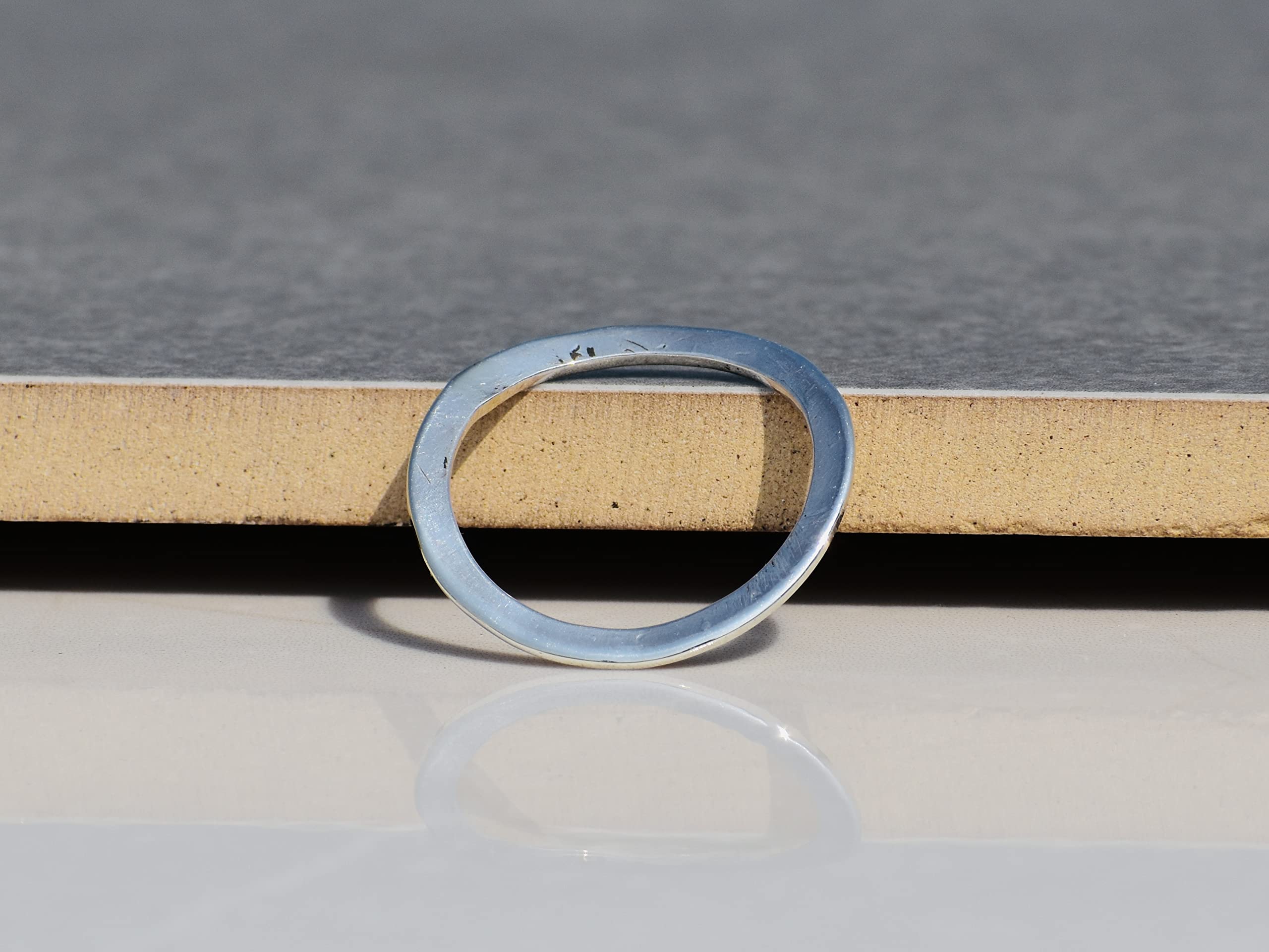 925 Sterling Silver Wave Ring - Thin Stackable Minimalist Ring for Women - Perfect for Everyday Wear, Layering & Boho Style Jewelry