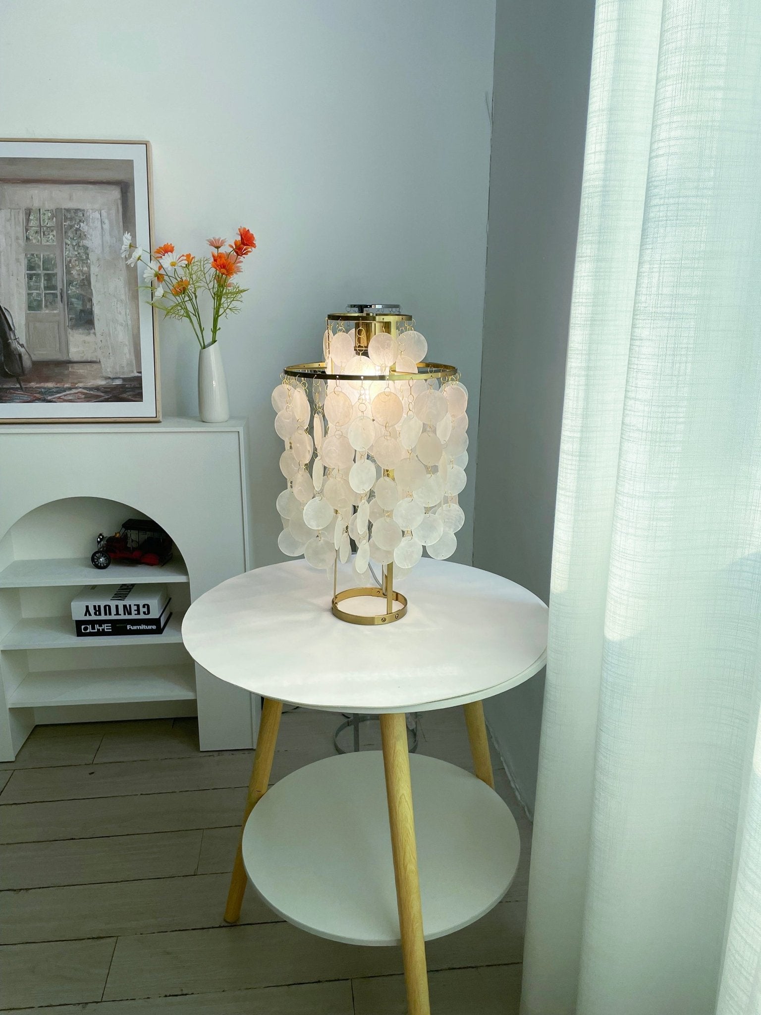 Modern Round Shell Table Lamp - Elegant Bedside & Living Room Lighting for Home Decor - Perfect for Bedrooms, Offices, and Cozy Reading Nooks