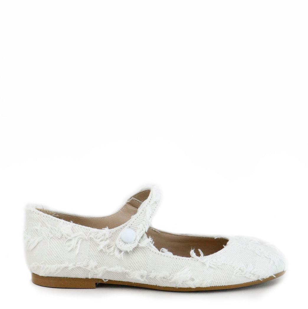 Stylish White Patchwork Pointed Mary Jane Shoes for Women | Comfortable & Fashionable Flats | Perfect for Office, Dating & Casual Outfits