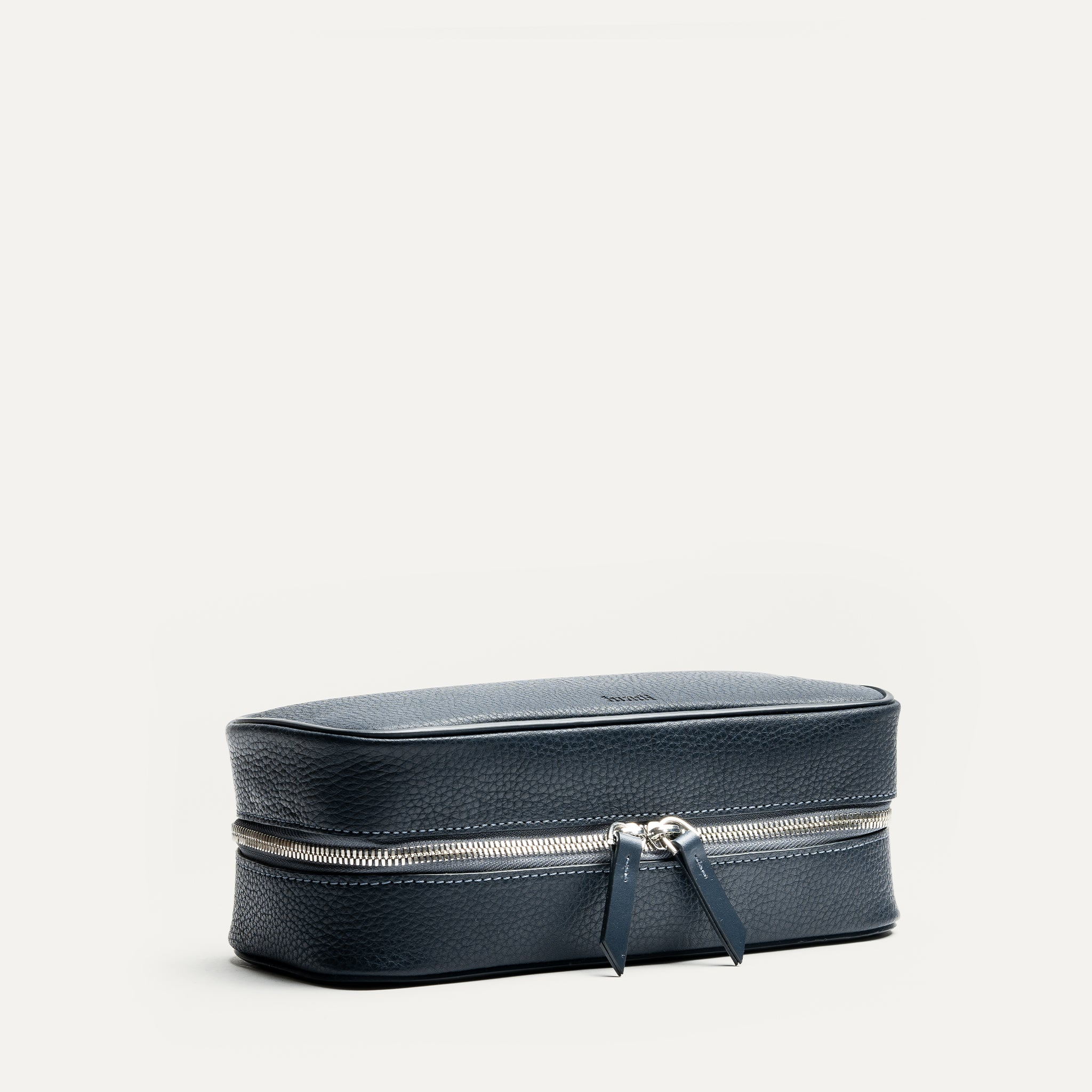 Premium Marine Grain Leather Handbag CLARA - Stylish & Durable for Work, Travel & Everyday Use