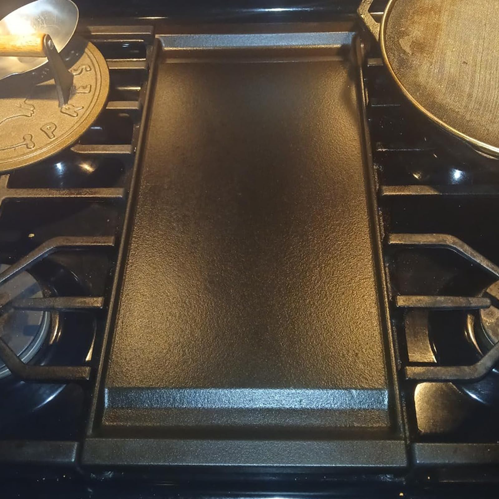 GE WB31X24738 Replacement Cast Iron Center Griddle Pan - Free Standing Range Flat Top Gas Griddle Plate for GE Appliances | Perfect for Pancakes, Burgers & Breakfast Cooking