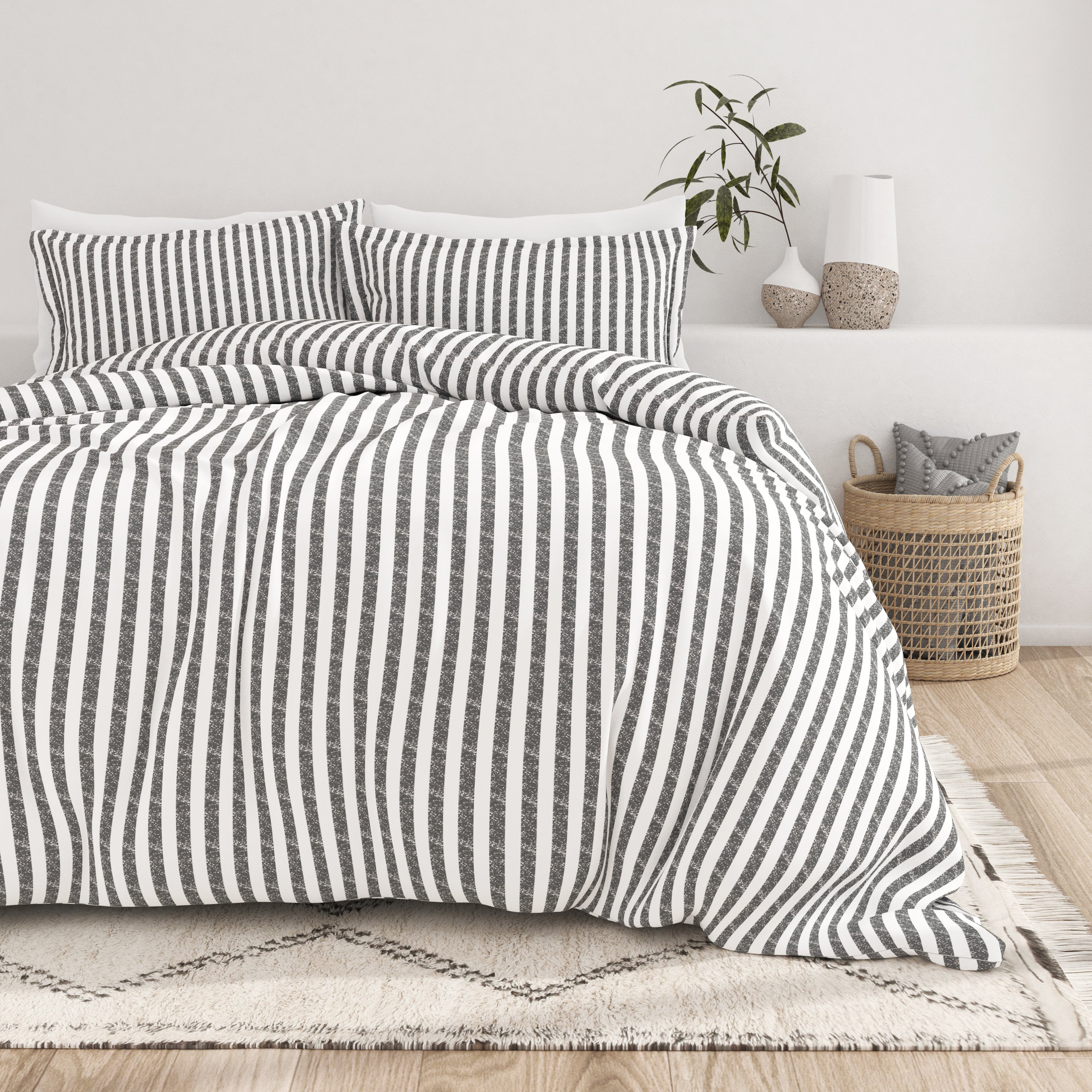 Rugged Stripes Pattern 3-Piece Duvet Cover Set - Soft & Durable Bedding for Boys, Girls & Teens - Perfect for Bedroom, Dorm & Guest Room Decor