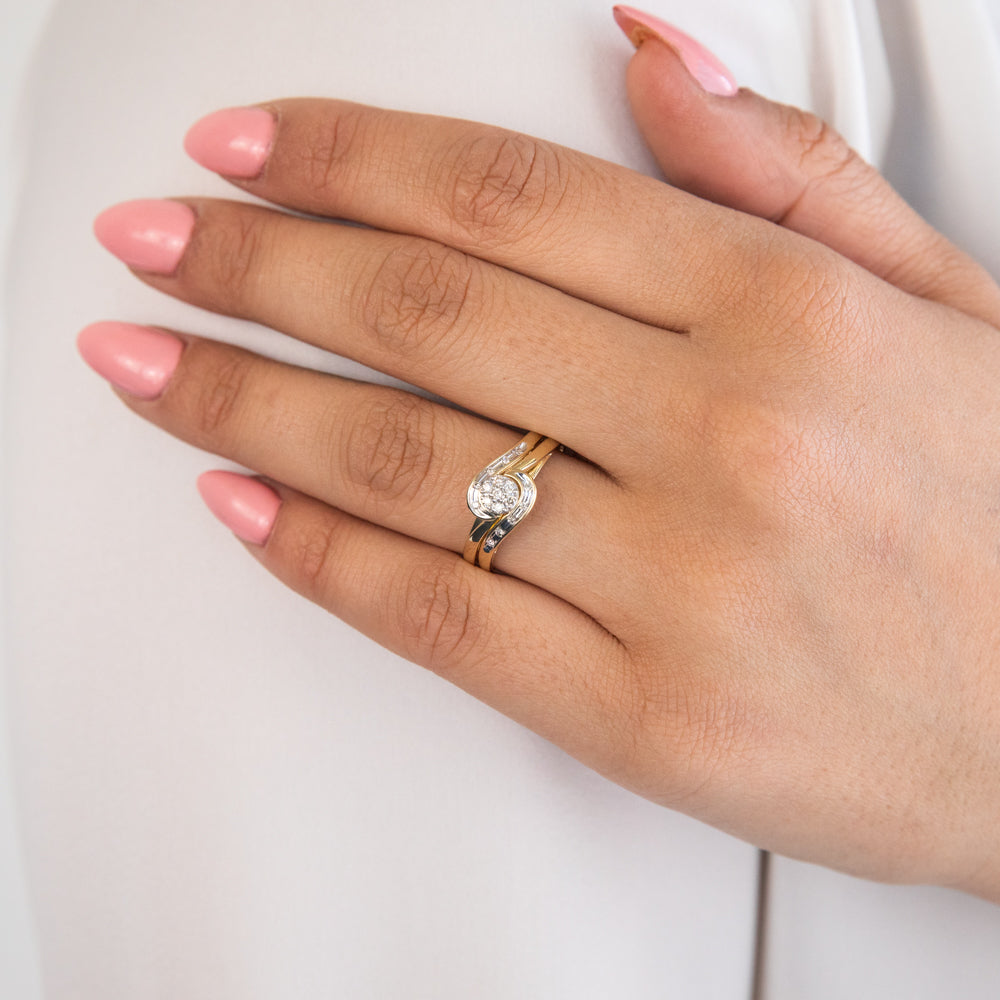 9ct Yellow Gold 2 Ring Bridal Set With 0.15 Carats Of Light Champagne Diamonds - Elegant Wedding & Engagement Ring Set for Brides, Perfect for Proposals, Anniversaries & Special Occasions
