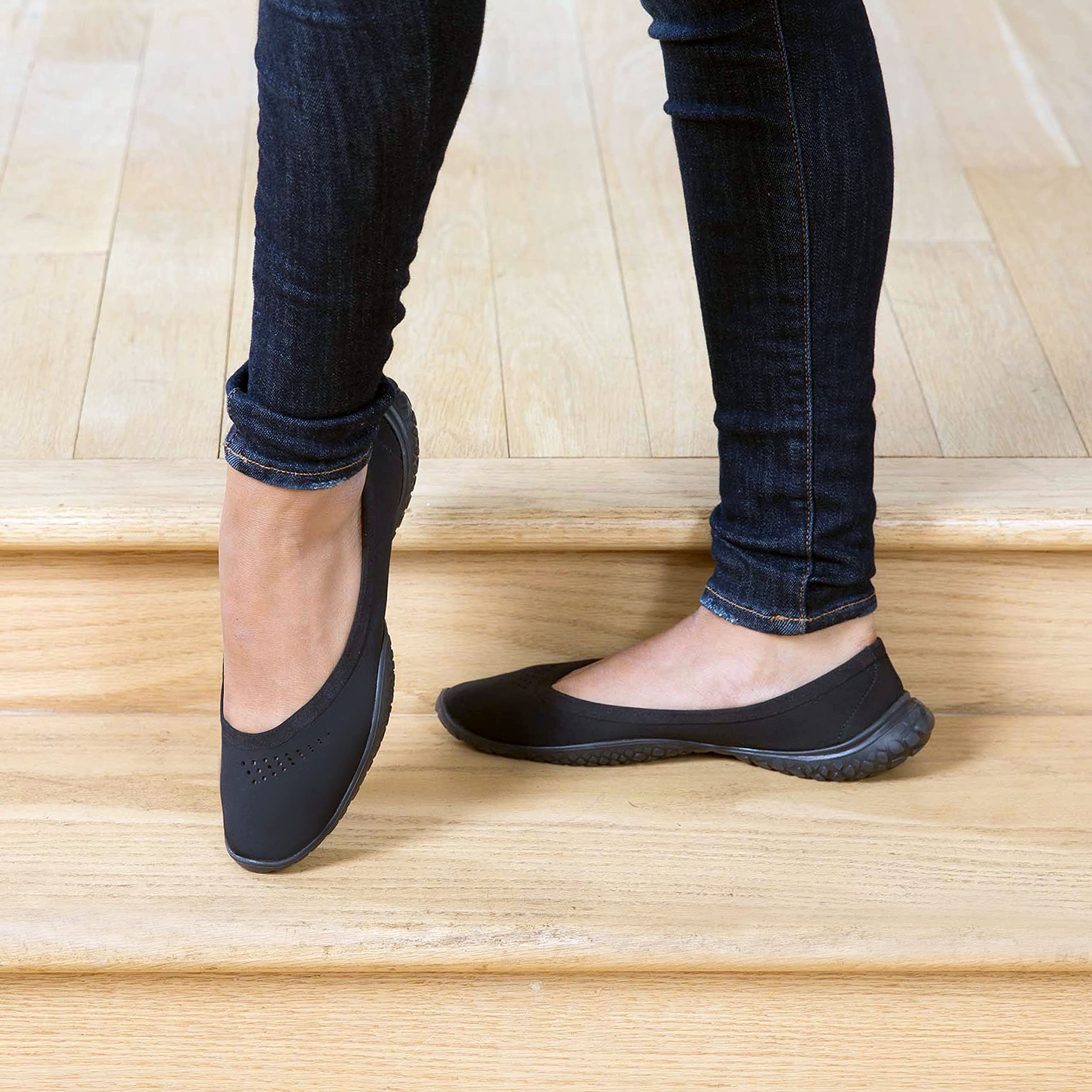 LISSOM Women's Ballet Flats - Lightweight Slip-On Comfort Shoes, Stretchy & Washable for All Day Wear - Perfect for Work, Travel, and Casual Outfits