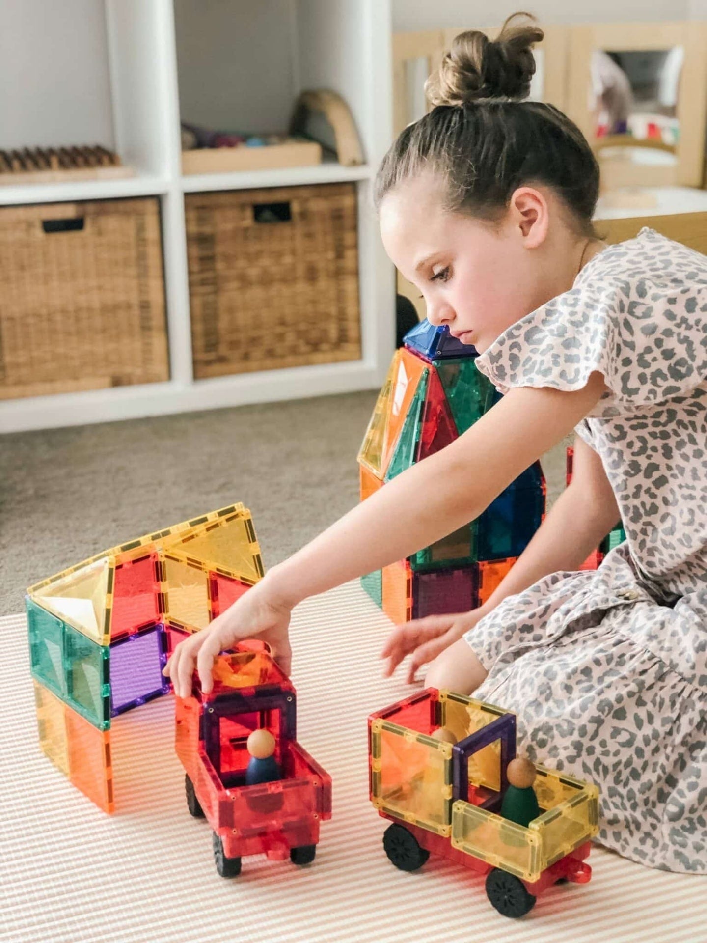 Connetix Magnetic Tiles Rainbow Motion 24 Piece Set - STEM Educational Building Toys for Kids, Perfect for Creative Play & Learning Activities