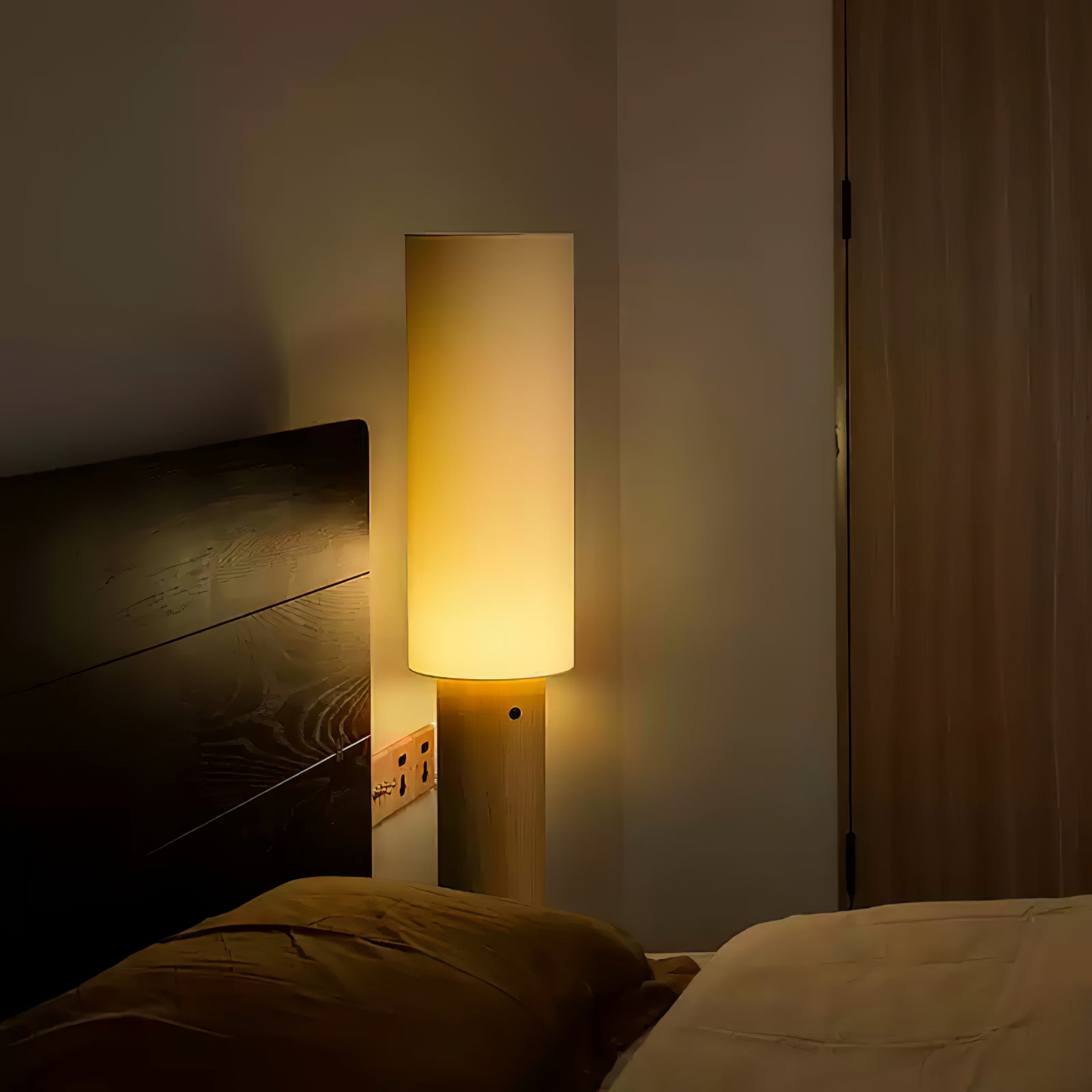 Elara Modern Wood Floor Lamp - Adjustable Height Standing Light for Living Room, Bedroom & Office - Warm White LED Reading Light with Remote Control - Perfect for Cozy Nights & Home Decor