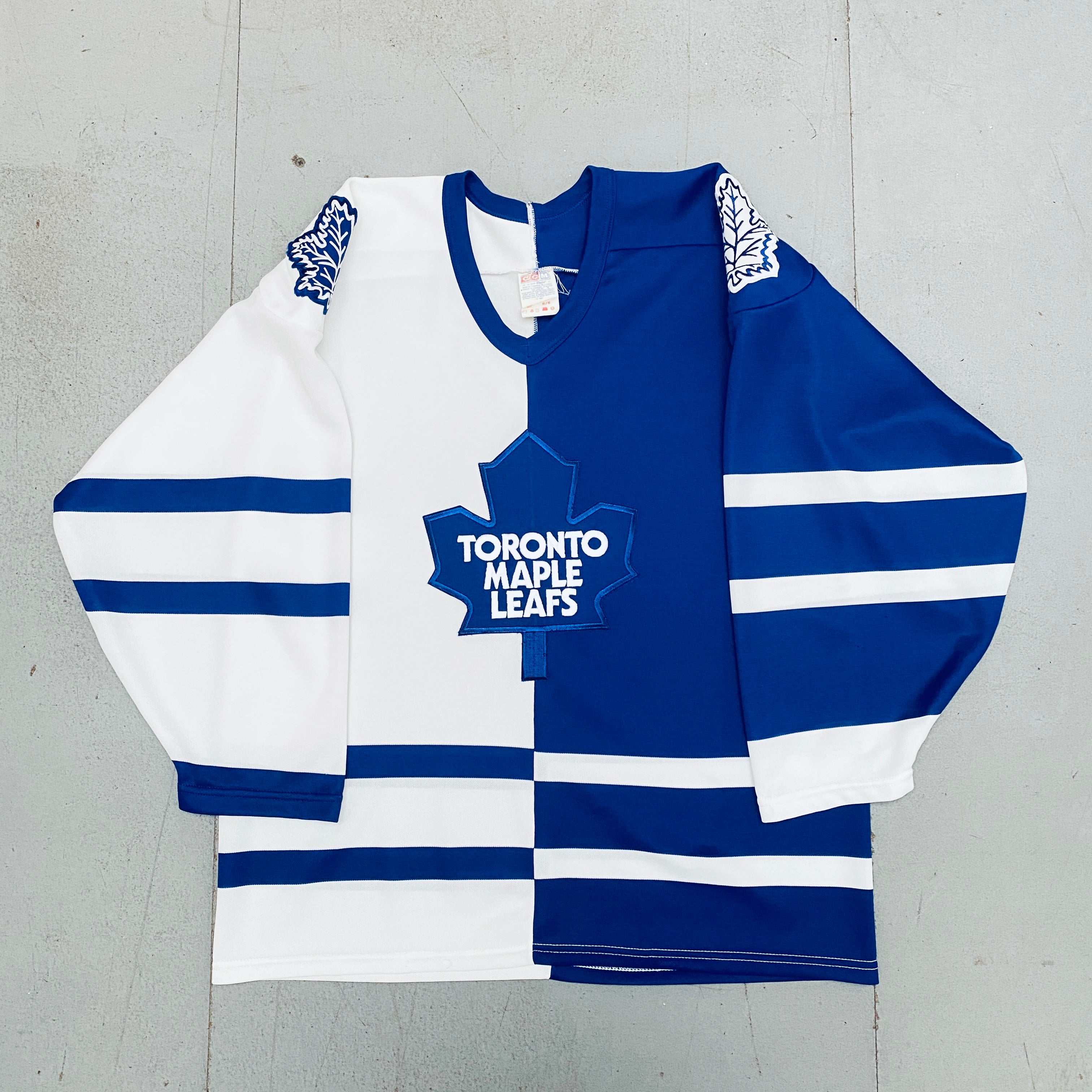 Vintage 1990s CCM Toronto Maple Leafs Split Hockey Jersey (M/L) - Perfect for NHL Fans, Collectors & Game Day Outfits