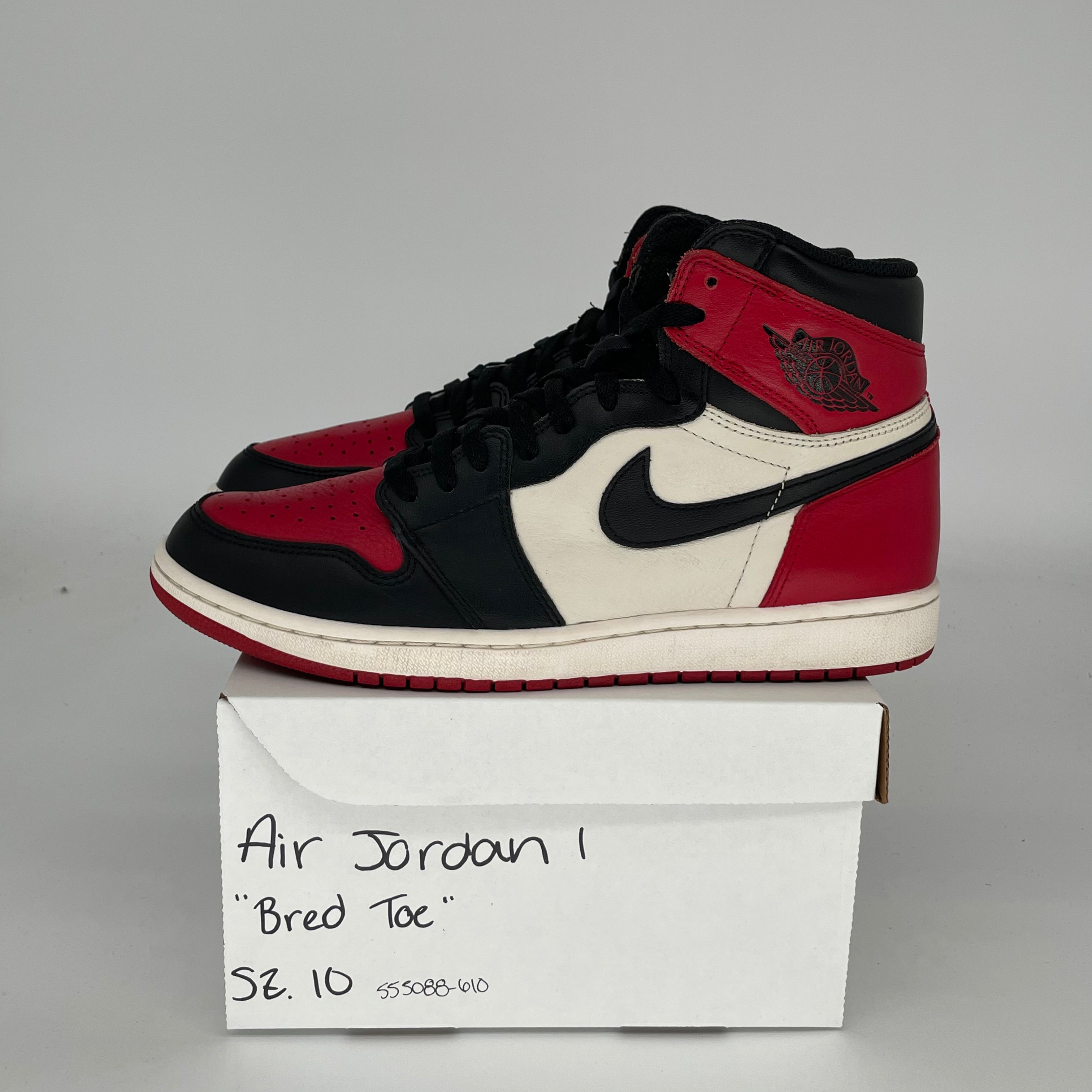 AIR JORDAN 1 Retro High OG 'Bred Toe' Men's Basketball Shoes - Size 10 (555088-610) - Perfect for Streetwear, Sneaker Collecting & Basketball Games