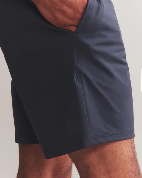 Rhone Men's 7 Inch Commuter Shorts - Lightweight Quick-Dry Workout Running Gym Shorts with Pockets - Perfect for Training, Travel & Everyday Wear