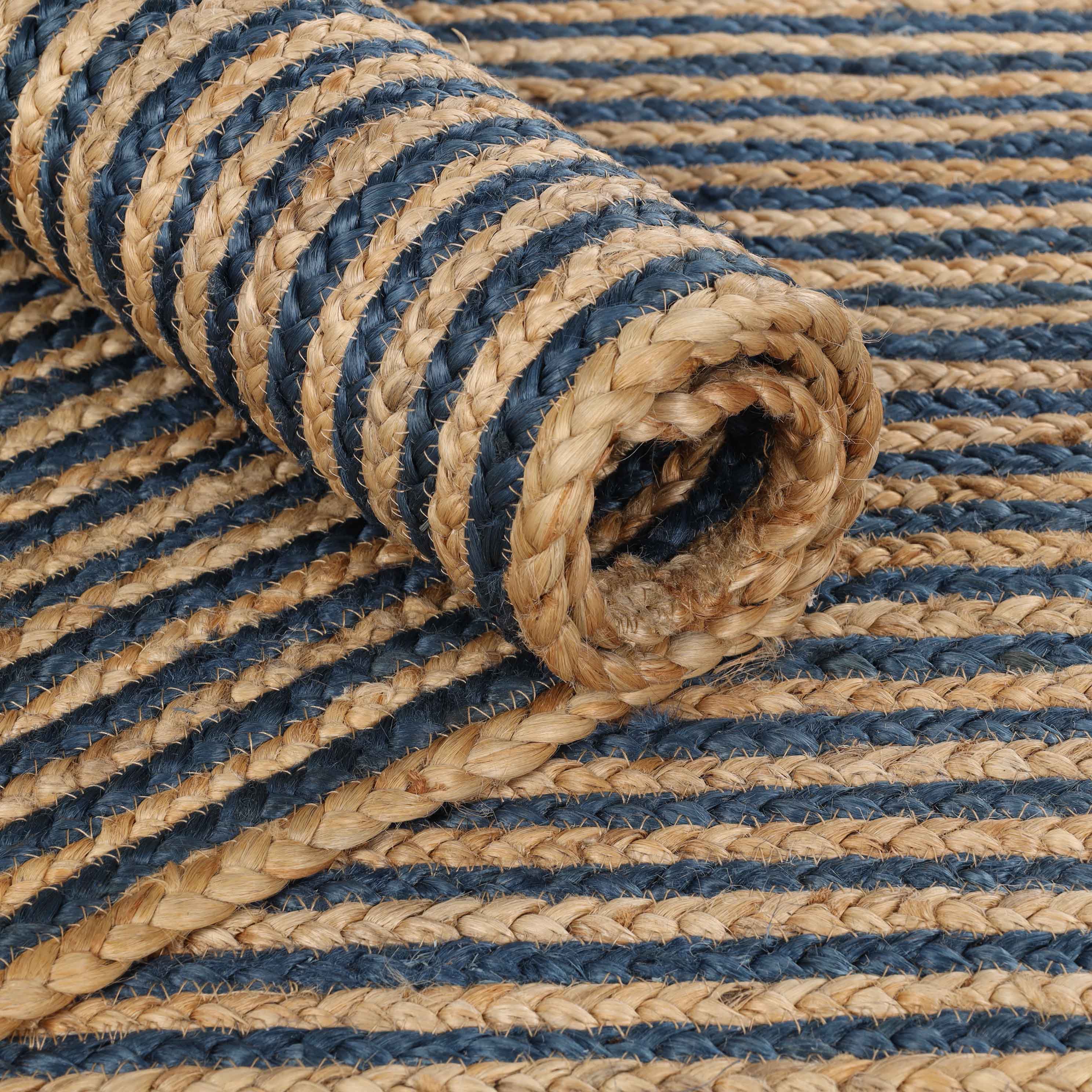 Braided Jute Reversible Handwoven Area Rug - Natural Fiber Floor Mat for Living Room, Bedroom, Patio - Eco-Friendly Indoor Outdoor Decor
