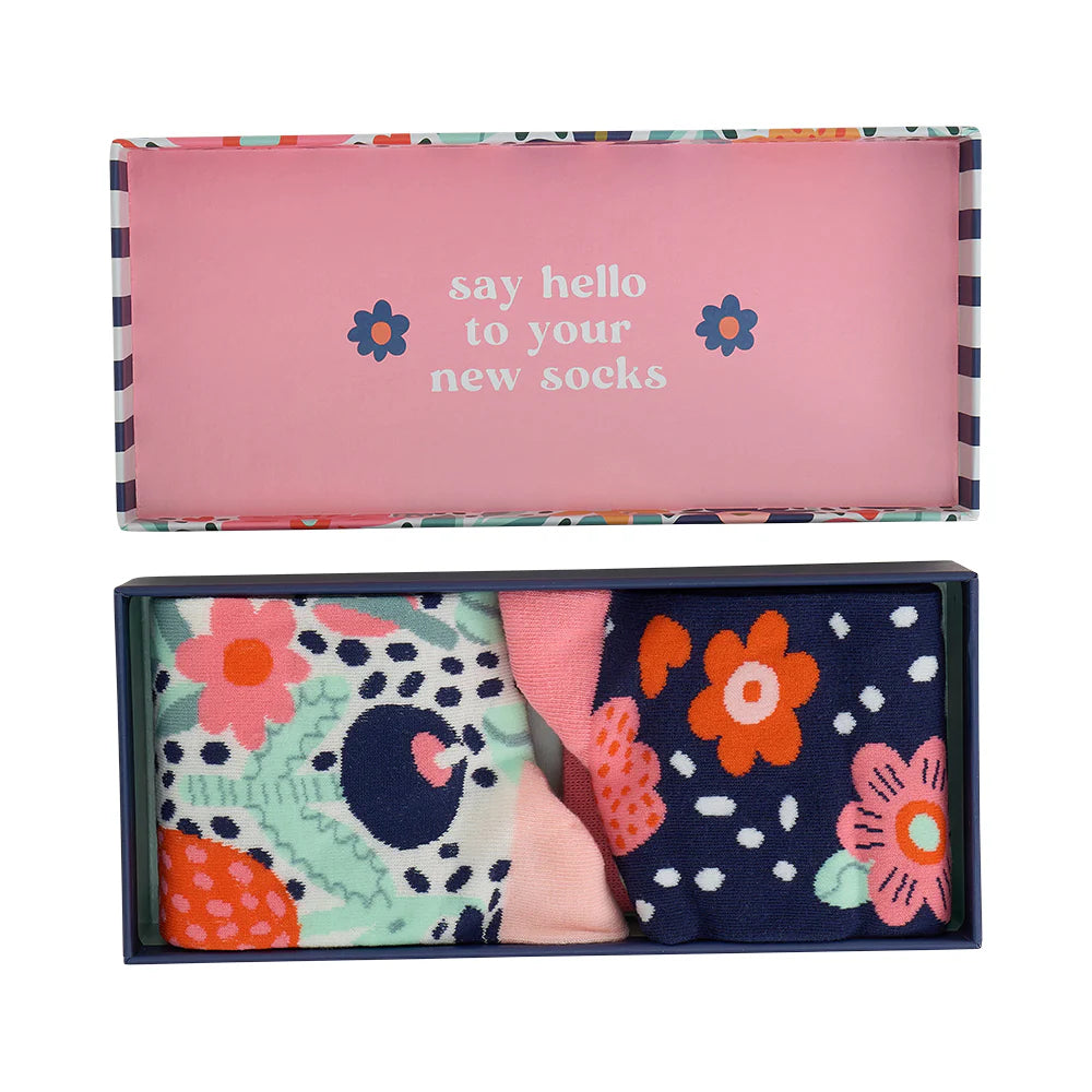 Annabel Trends Boxed Socks - Mum is How You Spell Love - Cute Gift Socks for Mother's Day, Birthday & Special Occasions