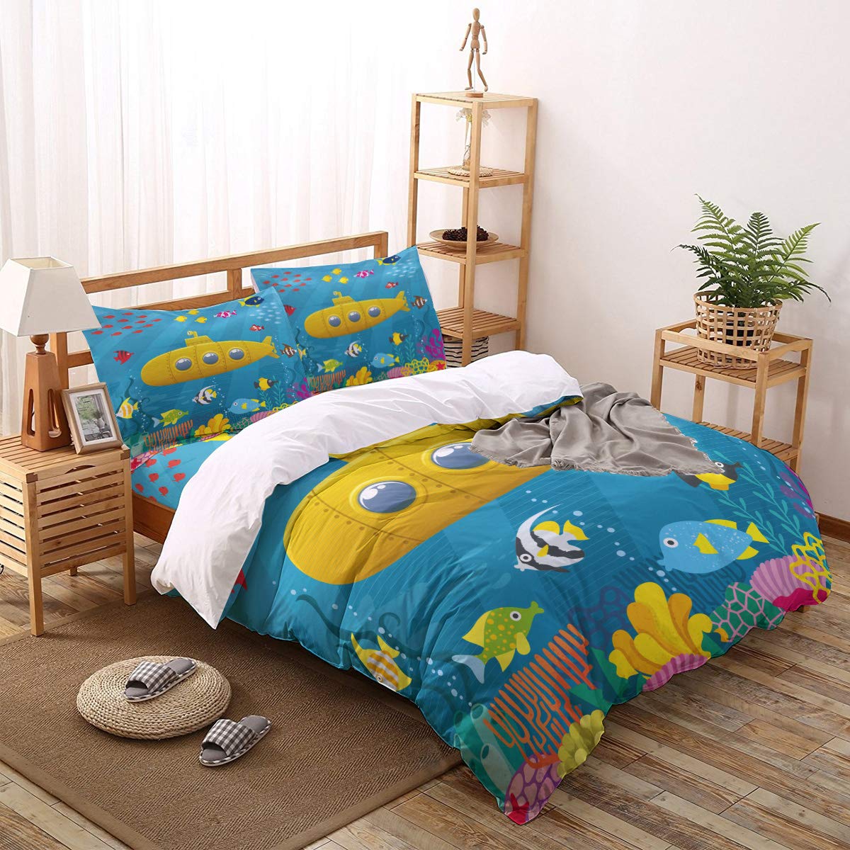 Trendy Kids Bedding Set - Soft Yellow Cartoon Submarine Duvet Cover & Sheet Set for Boys & Girls, 4-Piece Queen Size (1 Flat Sheet, 1 Duvet Cover, 2 Pillowcases) - Breathable & Lightweight Cotton - Perfect for Kids' Bedrooms, Sleepovers & Nursery Decor