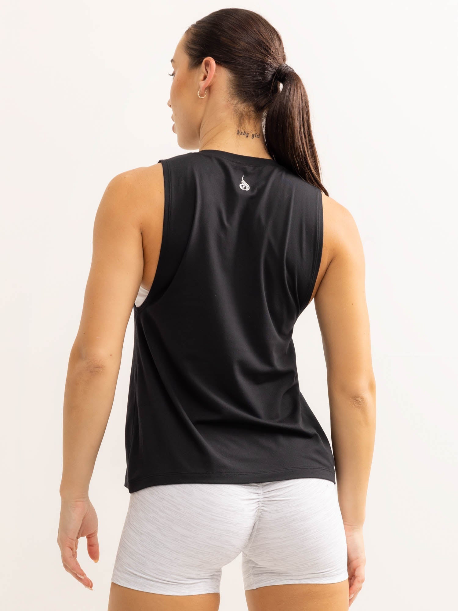 Soft Tech Loose Fit Tank Top for Women - Breathable Comfortable Casual Wear - Black - Perfect for Yoga, Gym, and Everyday Outfits