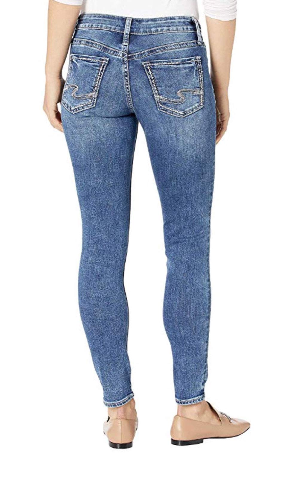 Silver Jeans Co. Women's Suki Mid Rise Skinny Jeans - Classic Stretch Denim Pants for Everyday Wear | Perfect for Work, Casual Outings & Date Nights