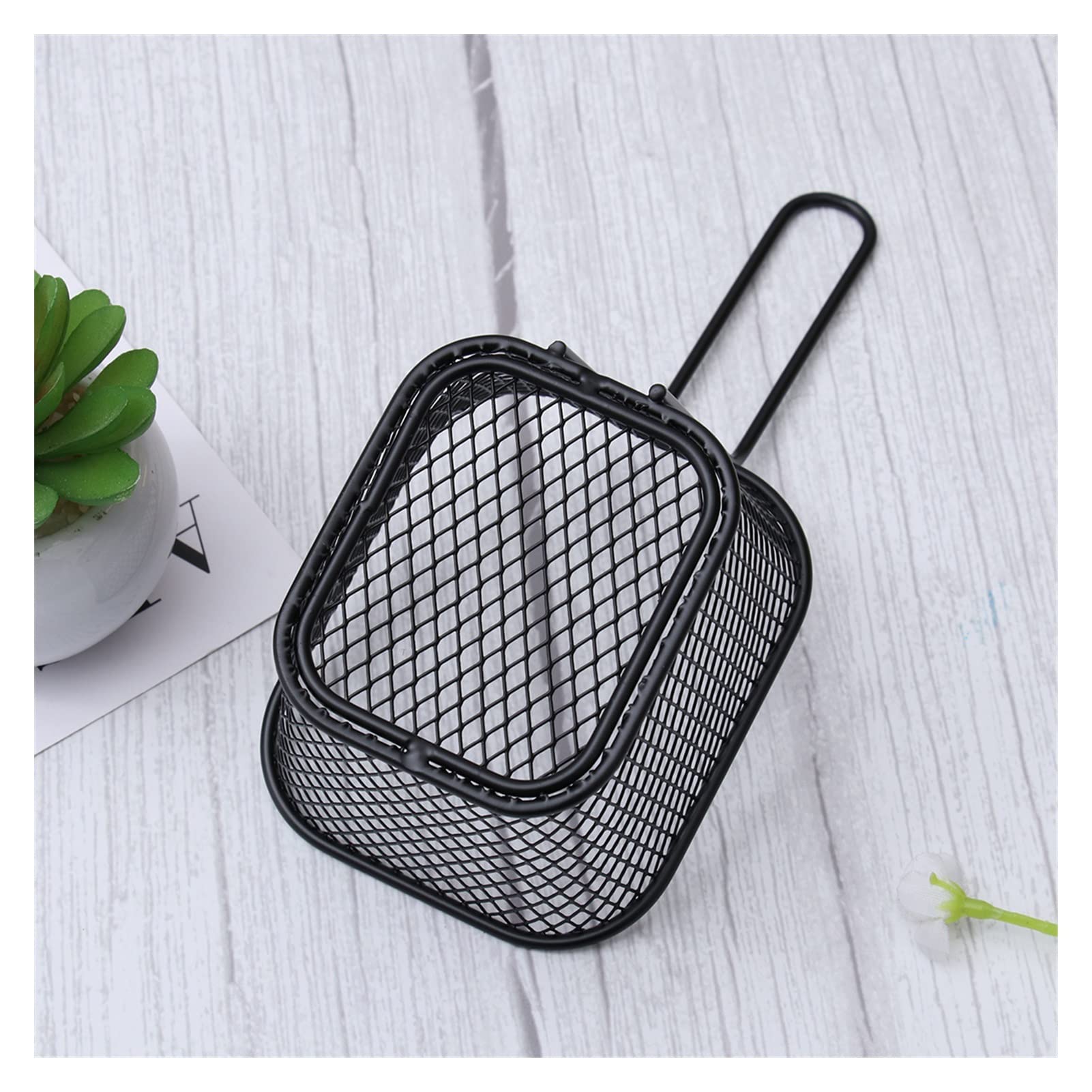 Stainless Steel French Fry Basket - 10.5x6.5CM Deep Fryer Basket for Potatoes, Chicken Wings & Onion Rings - Kitchen Cooking Tool with Mesh Filter (Black) - Perfect for Restaurants, Food Trucks & Home Cooking