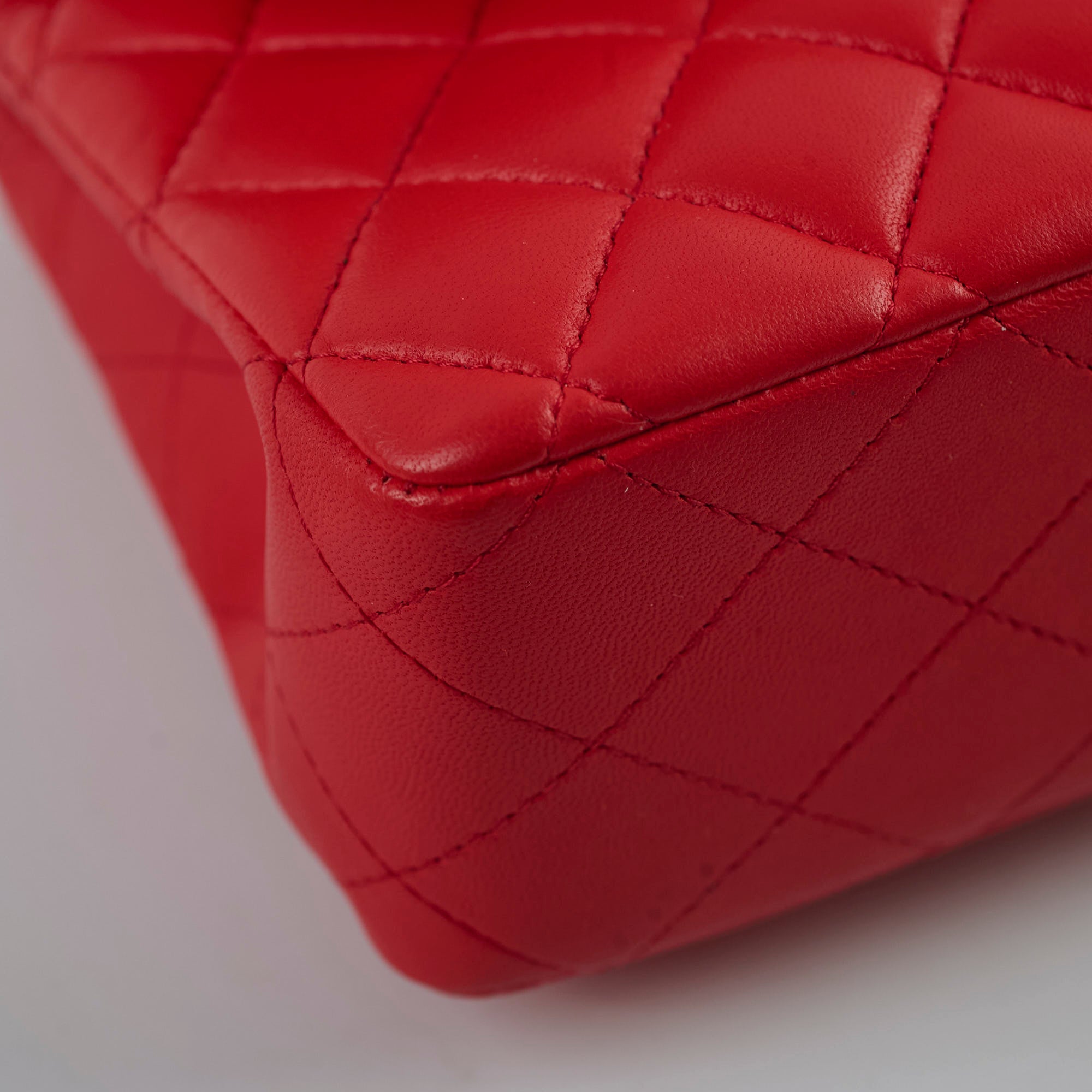 Chanel Medium Classic Flap Bag in Red Lambskin Leather - Luxury Handbag for Women, Perfect for Parties, Dates & Special Occasions