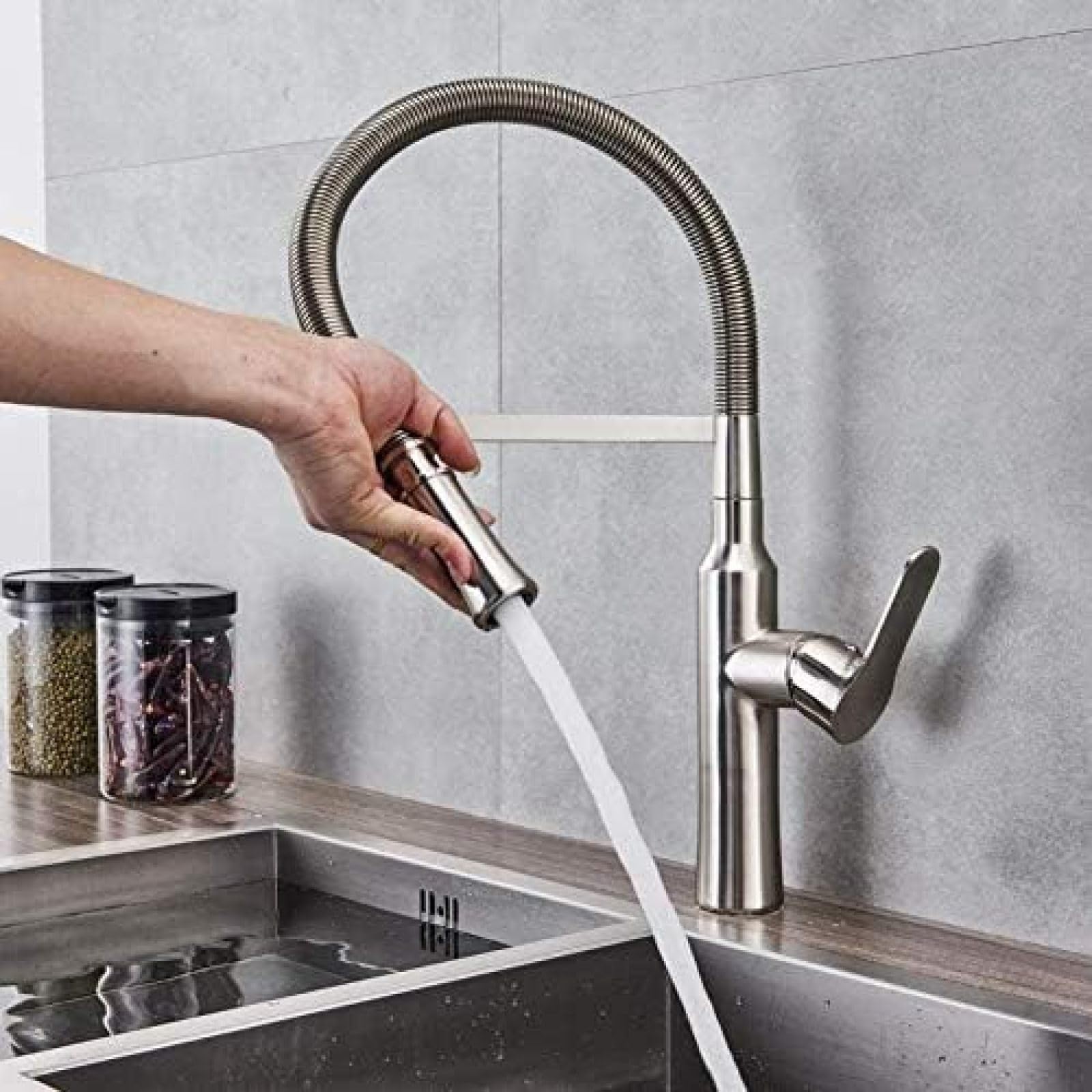 CRJUS Stainless Steel Pull Down Kitchen Faucet with Swivel Spout - Chrome Finish, Hot & Cold Water Mixer Tap with Flexible Hose and Holder - Perfect for Modern Kitchen Sinks, Dishwashing & Food Prep