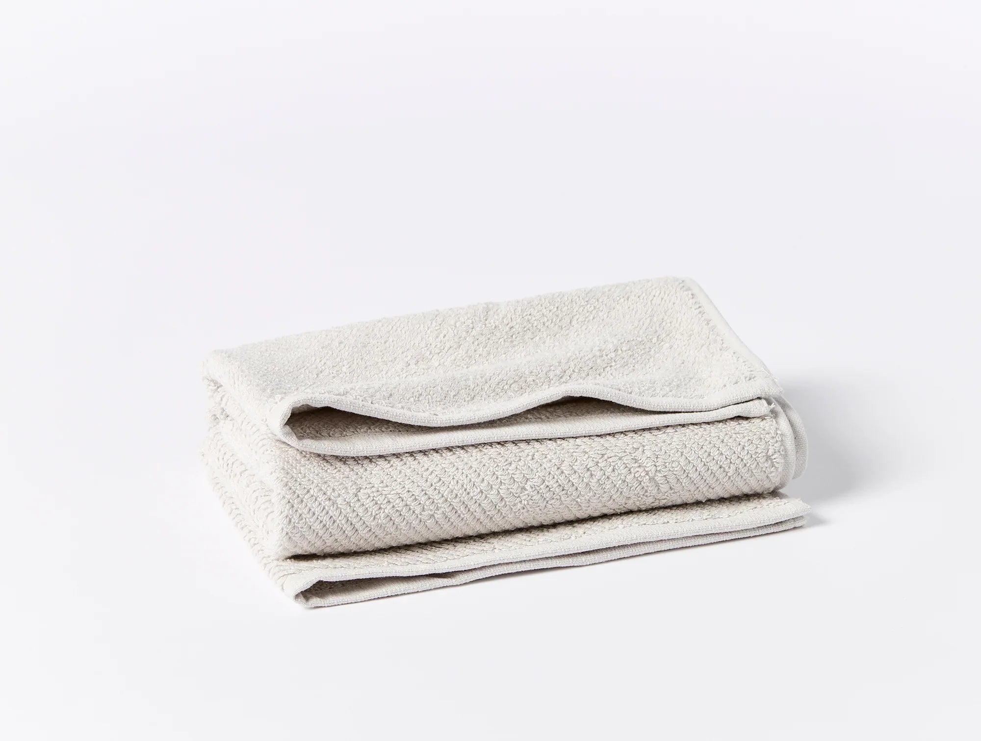 Premium Organic Cotton Bath Towels & Mats - Ultra Soft, Absorbent & Eco-Friendly for Spa, Bathroom & Beach Use