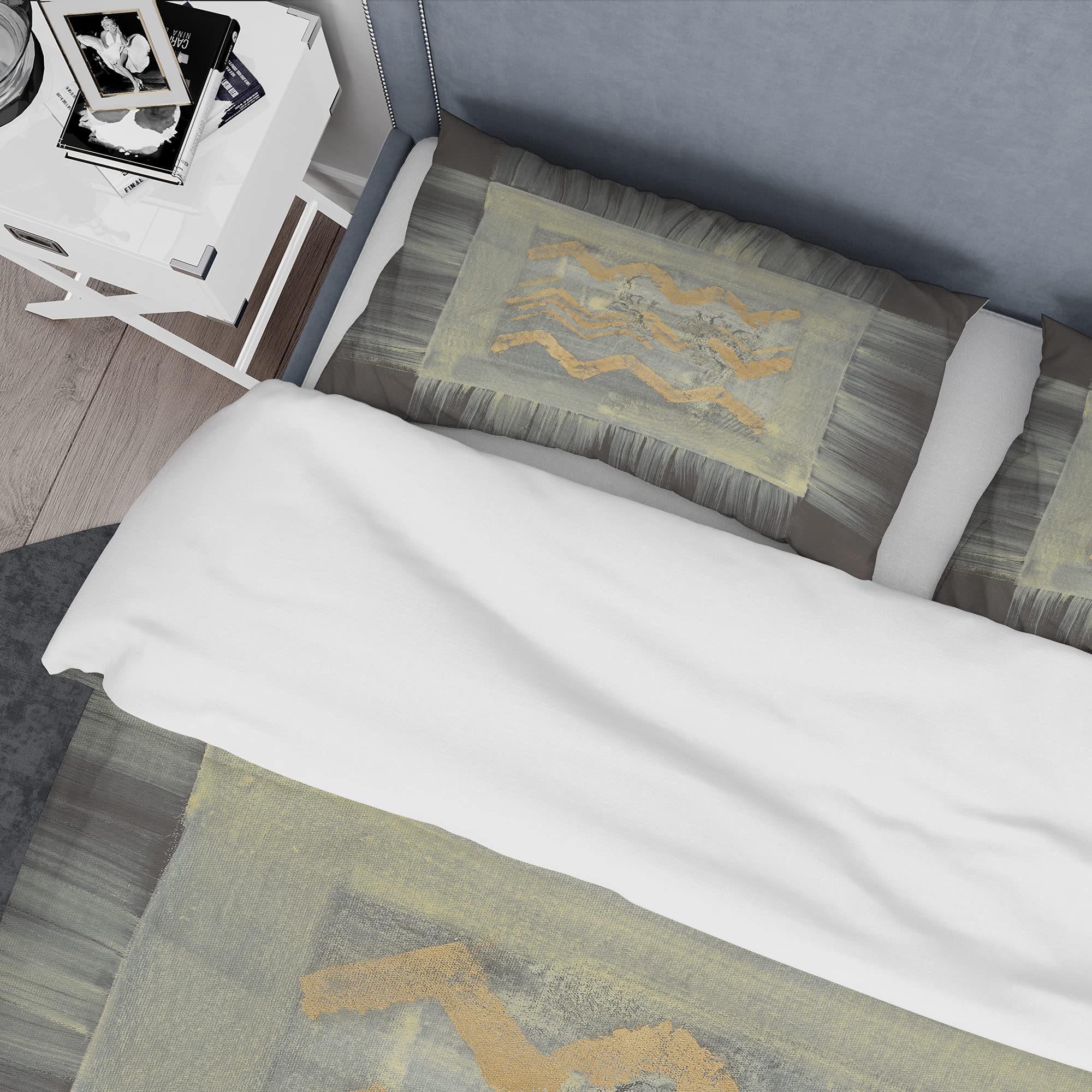 DesignQ Galm Abstract Modern & Contemporary King Duvet Cover Set - 3 Piece Black Bedding Set for All Seasons | Perfect for Master Bedroom, Guest Room & Luxury Hotel Decor