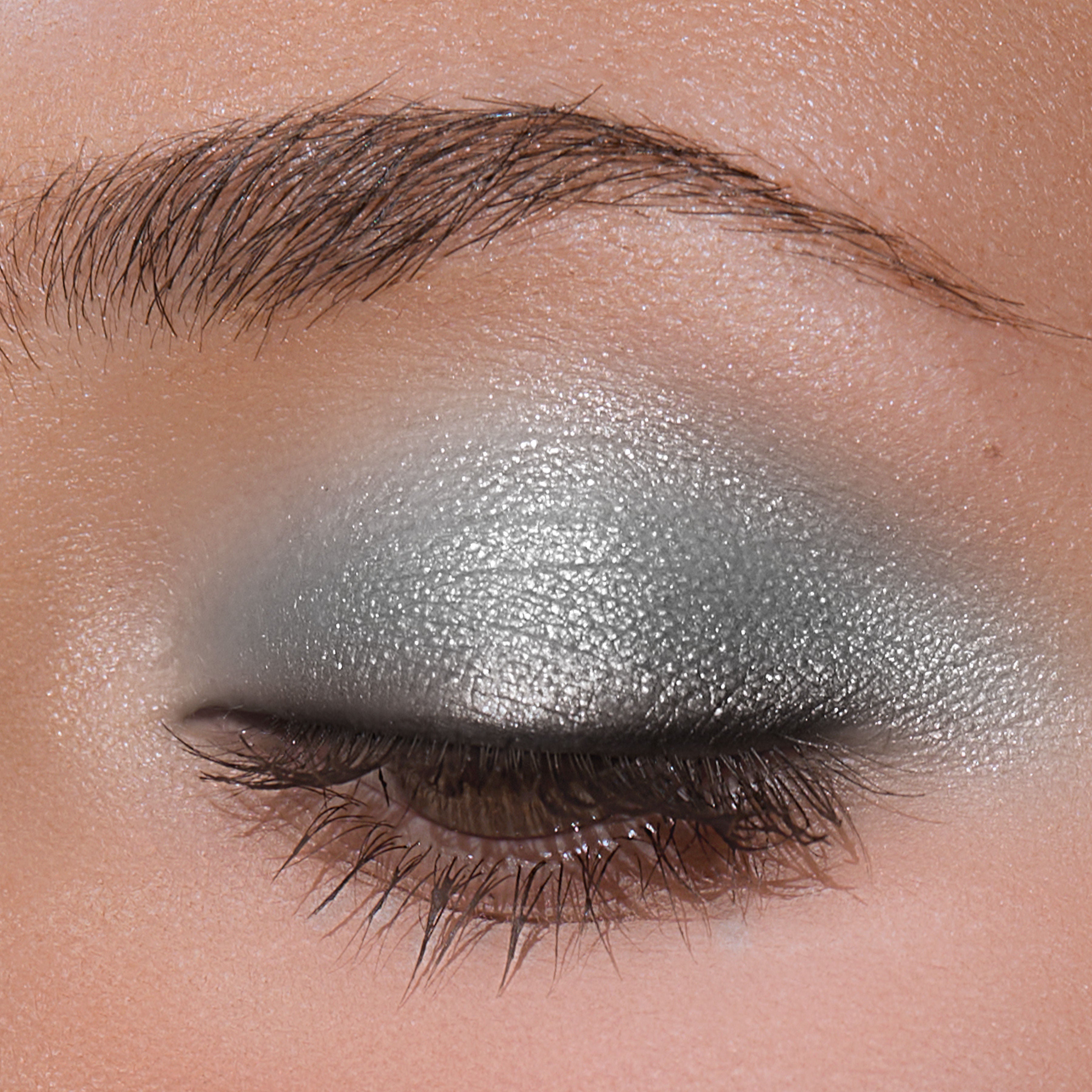 24 Hour Long-Lasting Waterproof Eye Shadow & Eyeliner - Smudge-Proof Makeup for All-Day Wear | Perfect for Parties, Weddings & Night Out Looks