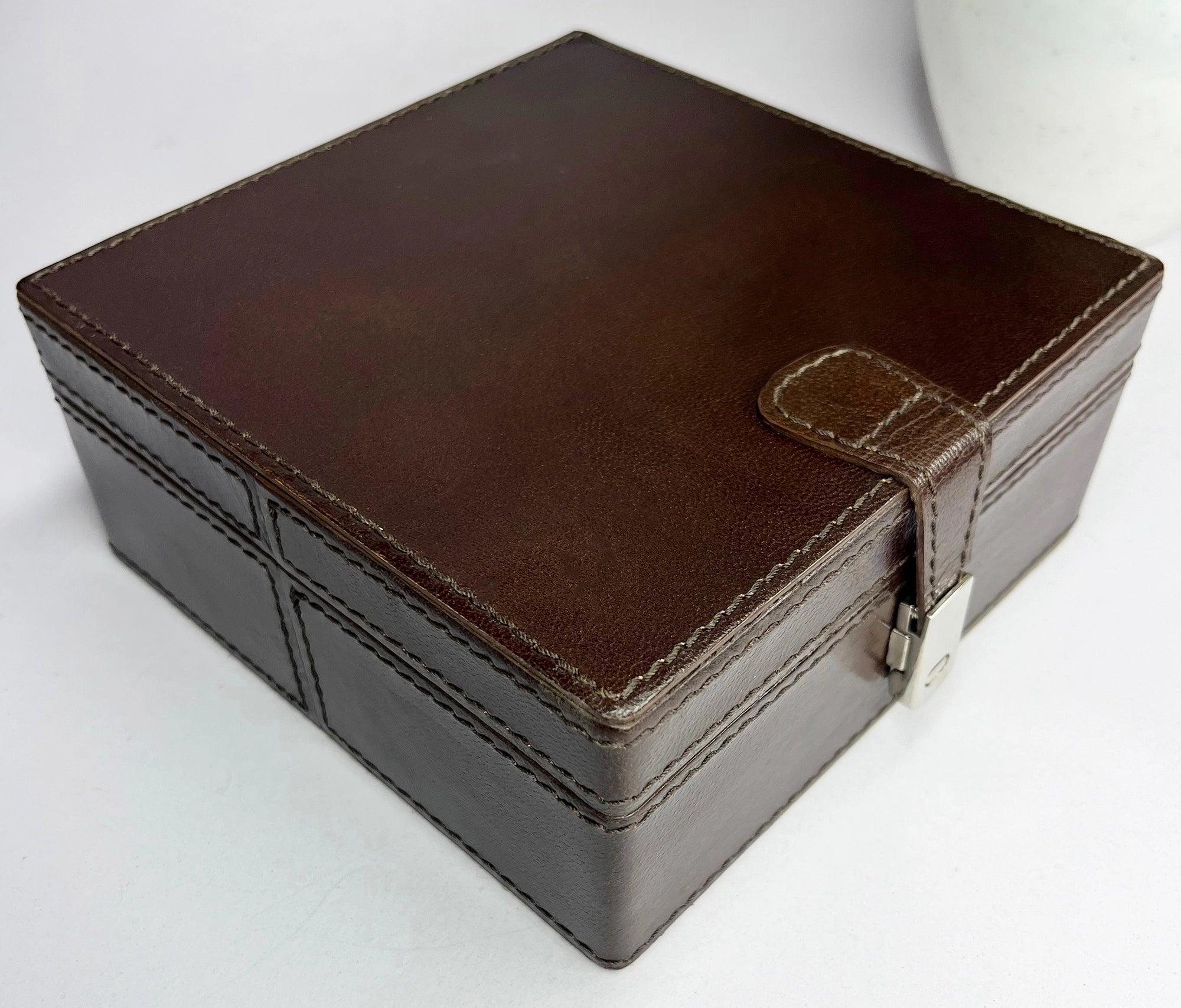 Divine Leather Jewelry Box for Women - Premium Brown Jewelry Organizer with Soft Lining - Perfect for Travel, Home Decor & Gift Giving