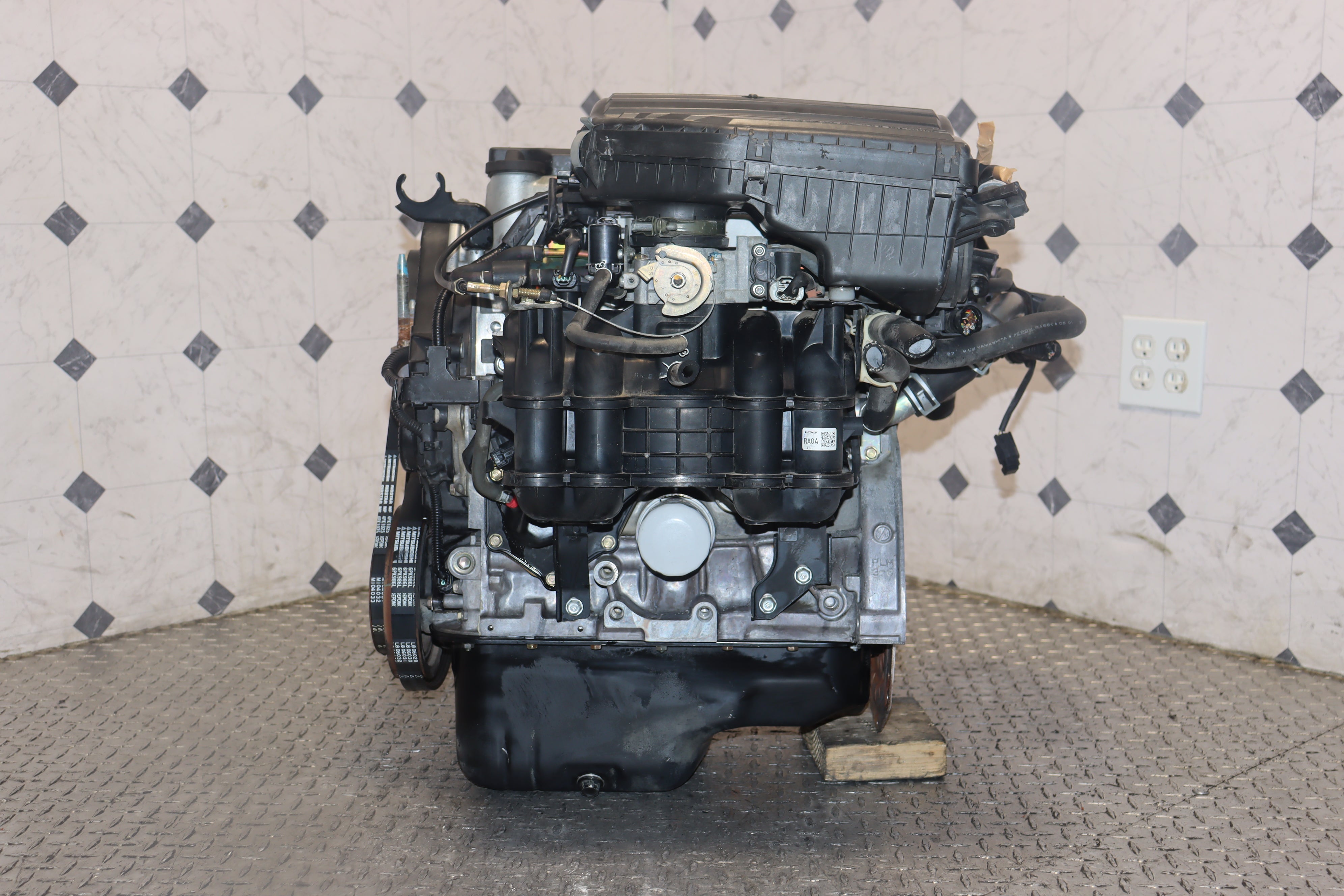JDM D17A 1.7L VTEC Engine for Honda Civic 2001-2005 - High Performance Replacement Motor - Perfect for Engine Swap & Civic Upgrades