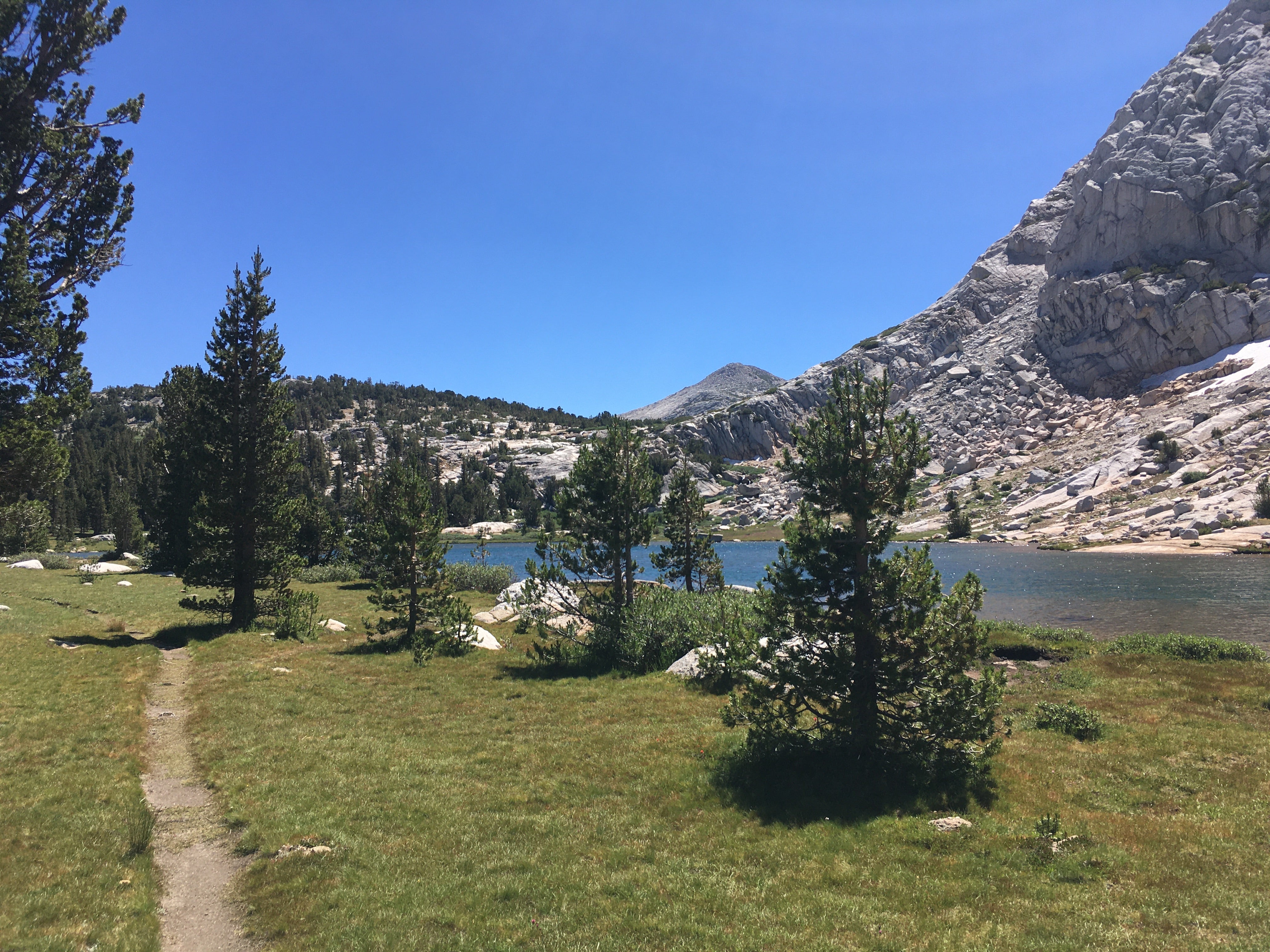 Best Lightweight Backpacking Gear for Yosemite National Park - Vogelsang High Sierra Camp Essentials | Hiking & Camping Equipment