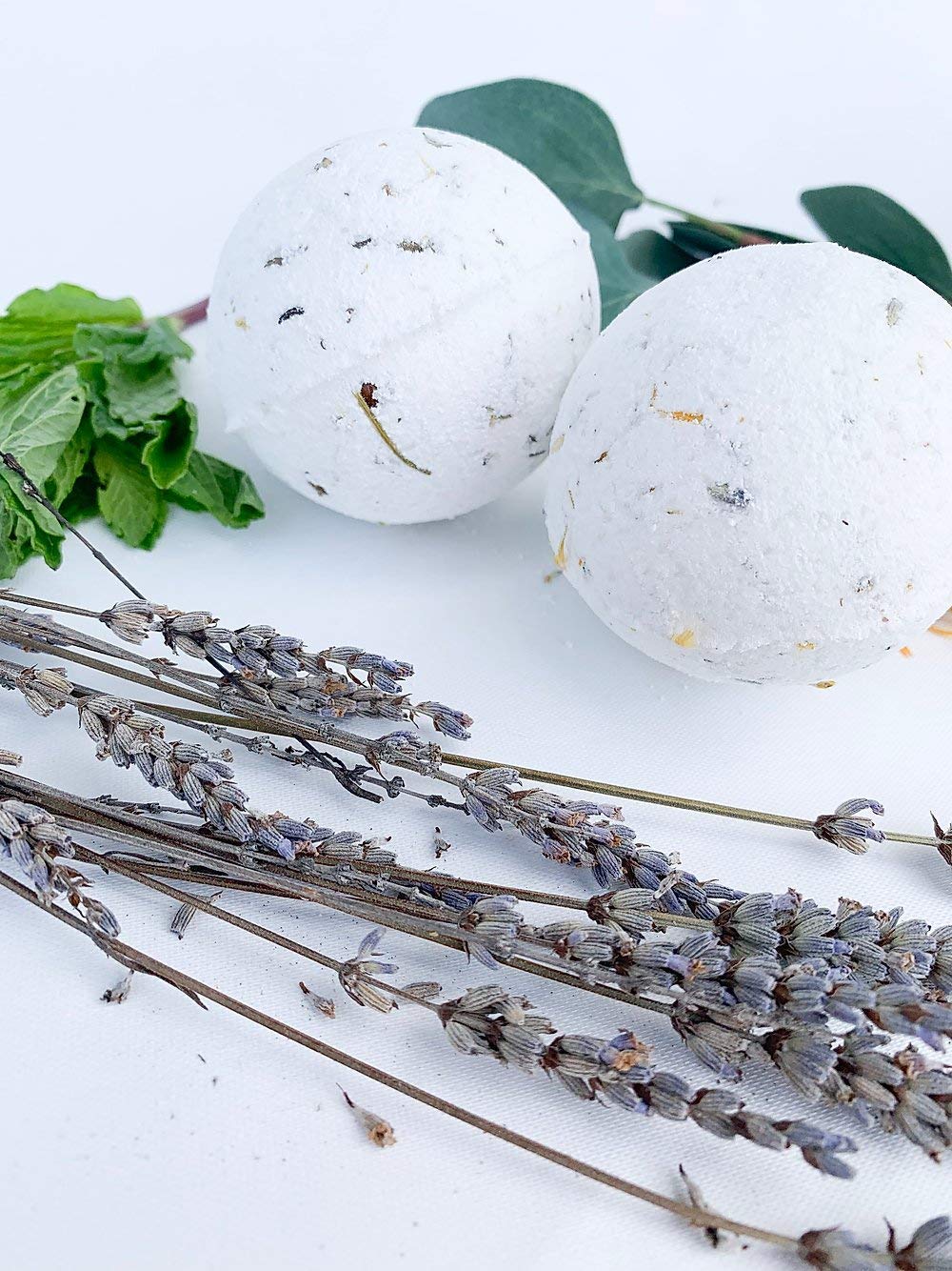 Natural Herbal Menthol Bath Bomb for Relaxation & Muscle Relief - Aromatherapy Stress Relief, Detox & Skin Care - Perfect for Spa, Self-Care & Gift Giving