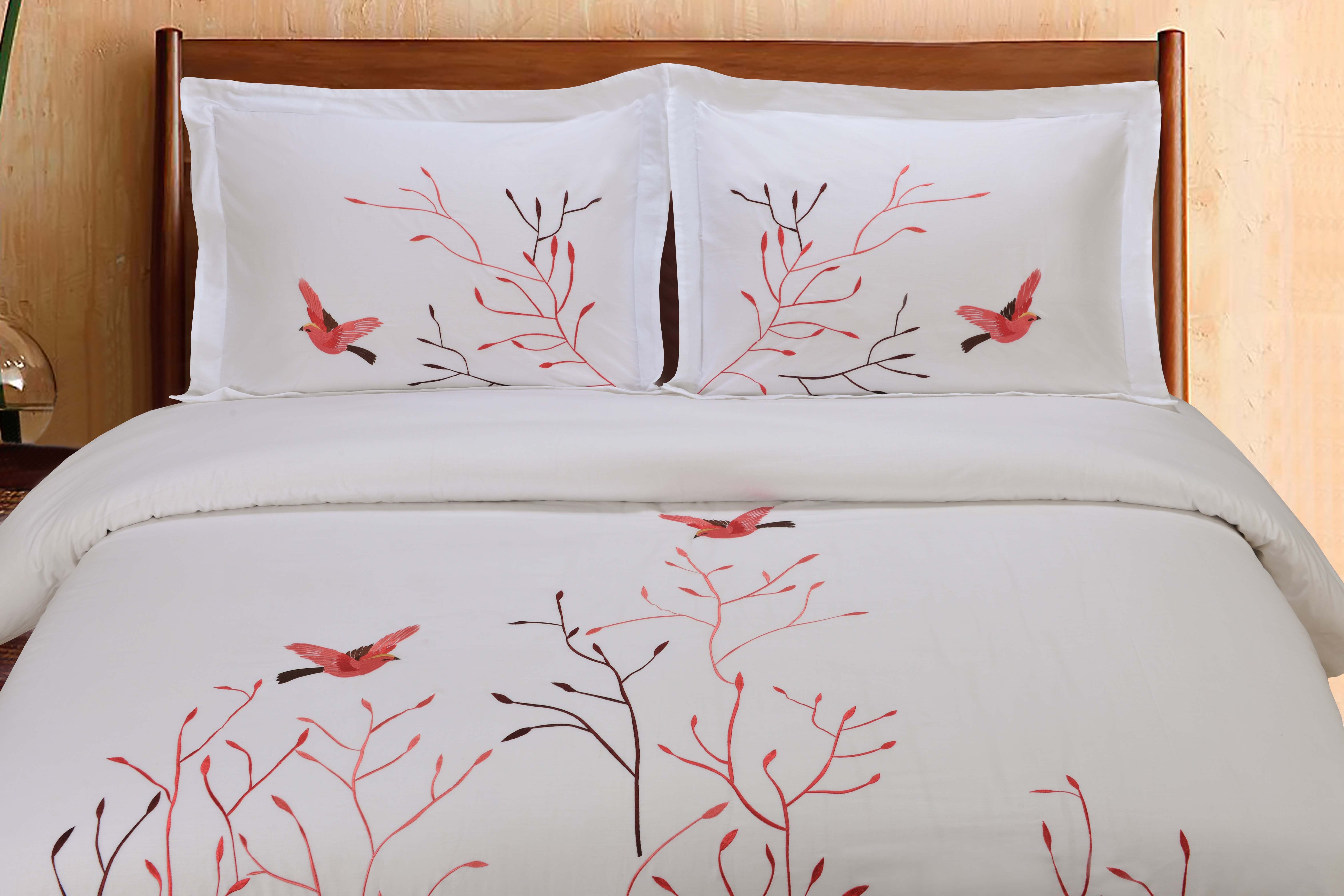 Premium 3-Piece Cotton Embroidered Duvet Cover Set - Soft & Breathable Bedding with Swallow Design - Perfect for Master Bedroom, Guest Room & Dorm Decor