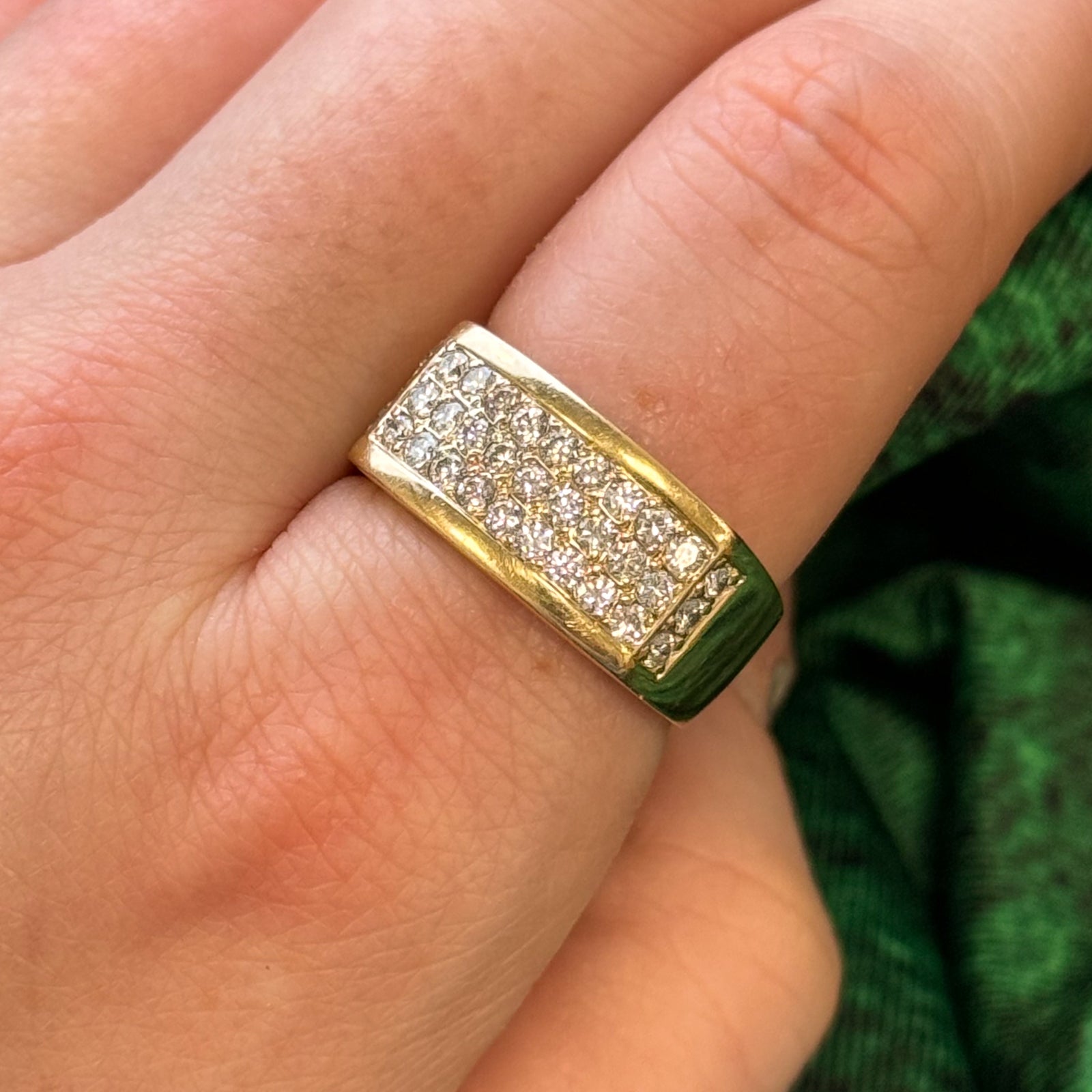 Channel Set Diamond Grid Band Ring - 1.00 Carat Total Weight (CTW) - Size 9.25 - Perfect for Engagement, Wedding & Anniversary Gifts