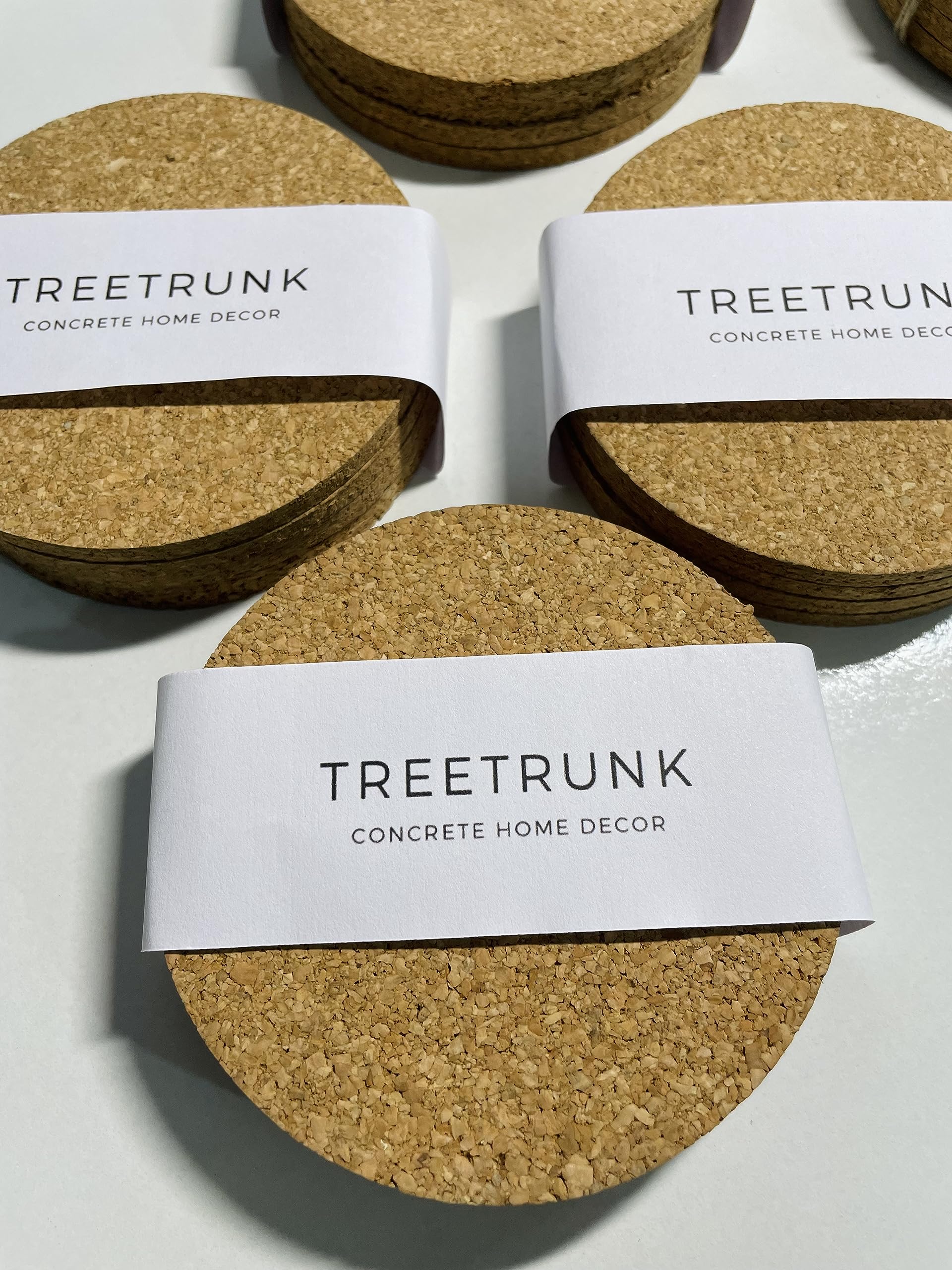 Premium Cork Coasters Set of 4 - 10x10cm Natural Wood Drink Pads for Coffee, Tea, Wine & Beer - Protect Tables from Hot & Cold Beverages - Perfect for Home, Office & Restaurant Use