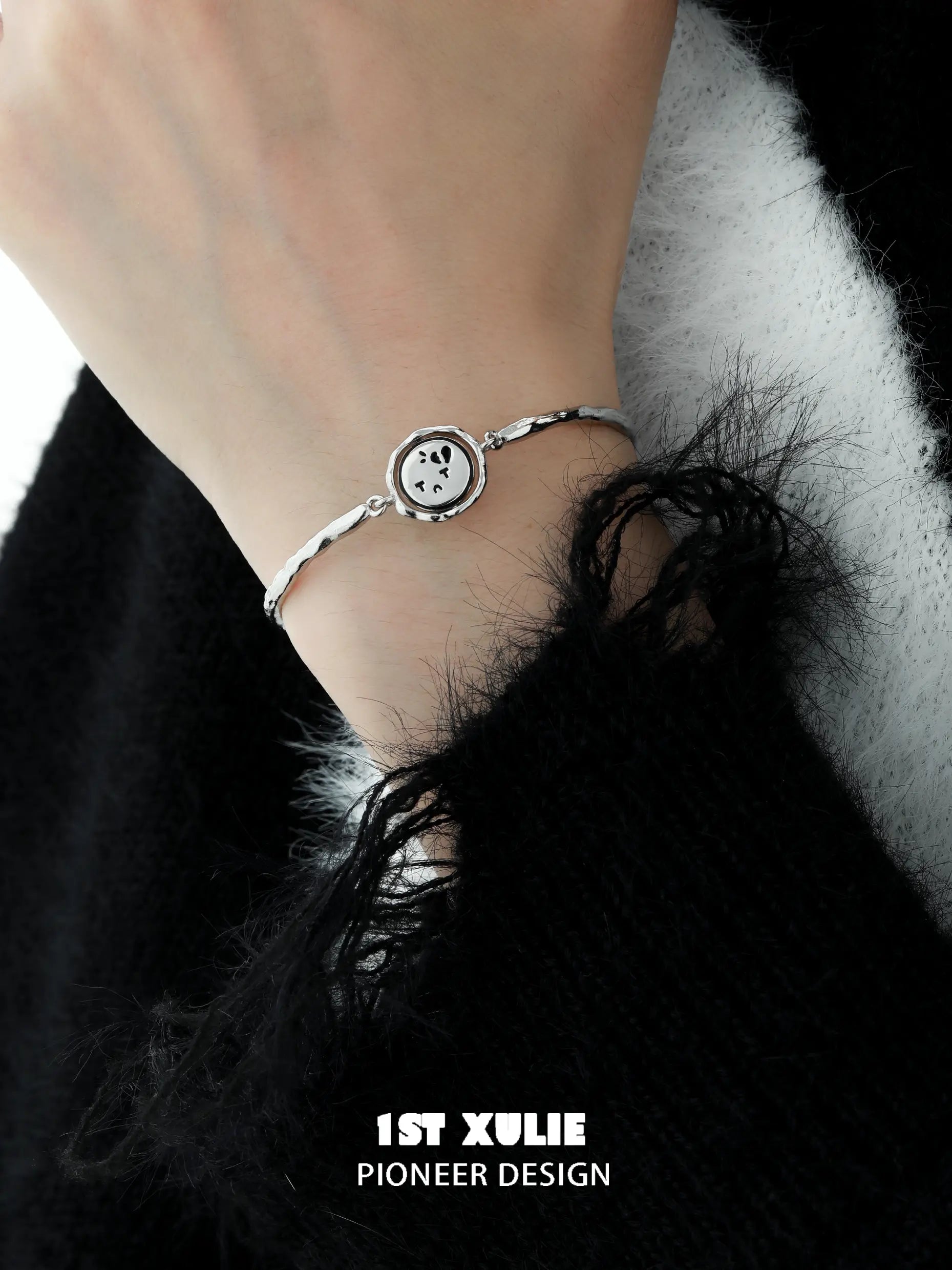 925 Sterling Silver Broken Heart Adjustable Open Bangle Bracelet - Mood Diary™ | Perfect for Breakup Recovery, Self-Love Gifts & Emotional Healing Jewelry