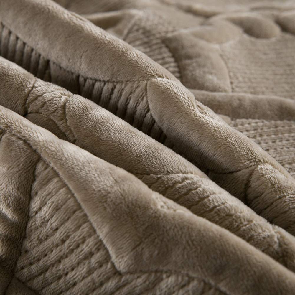Luxury 3-Piece Reversible Quilt Bedspread Set - Soft Plush Jacquard Cotton Coverlet with 2 Shams (Oversize Queen) | Lightweight & Breathable for All-Season Comfort | Perfect for Master Bedroom, Guest Room & Cozy Home Decor