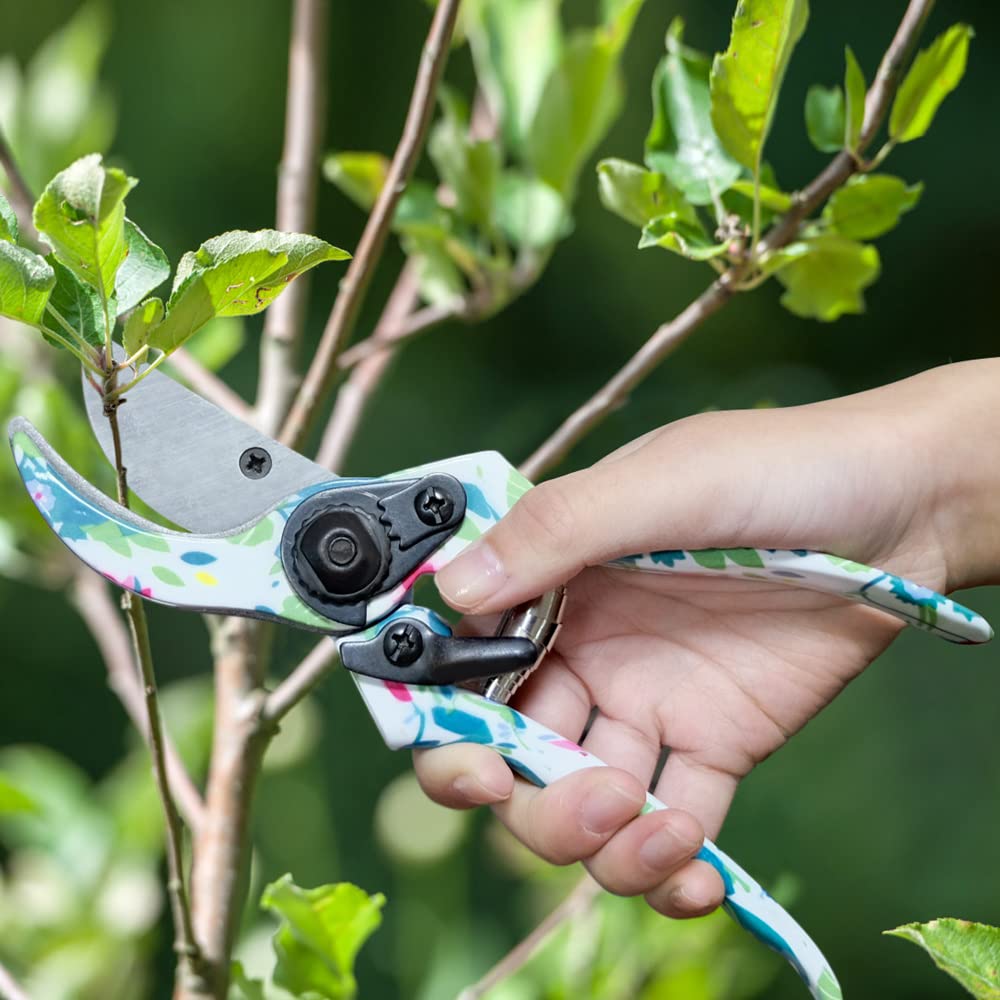 3 PCS Floral Gardening Tools Set - Hand Rake, Pruner & Trowel with Exquisite Gift Box | Perfect Gardening Gifts for Women, Mom & Garden Lovers | Ideal for Planting, Weeding & Outdoor Gardening Activities