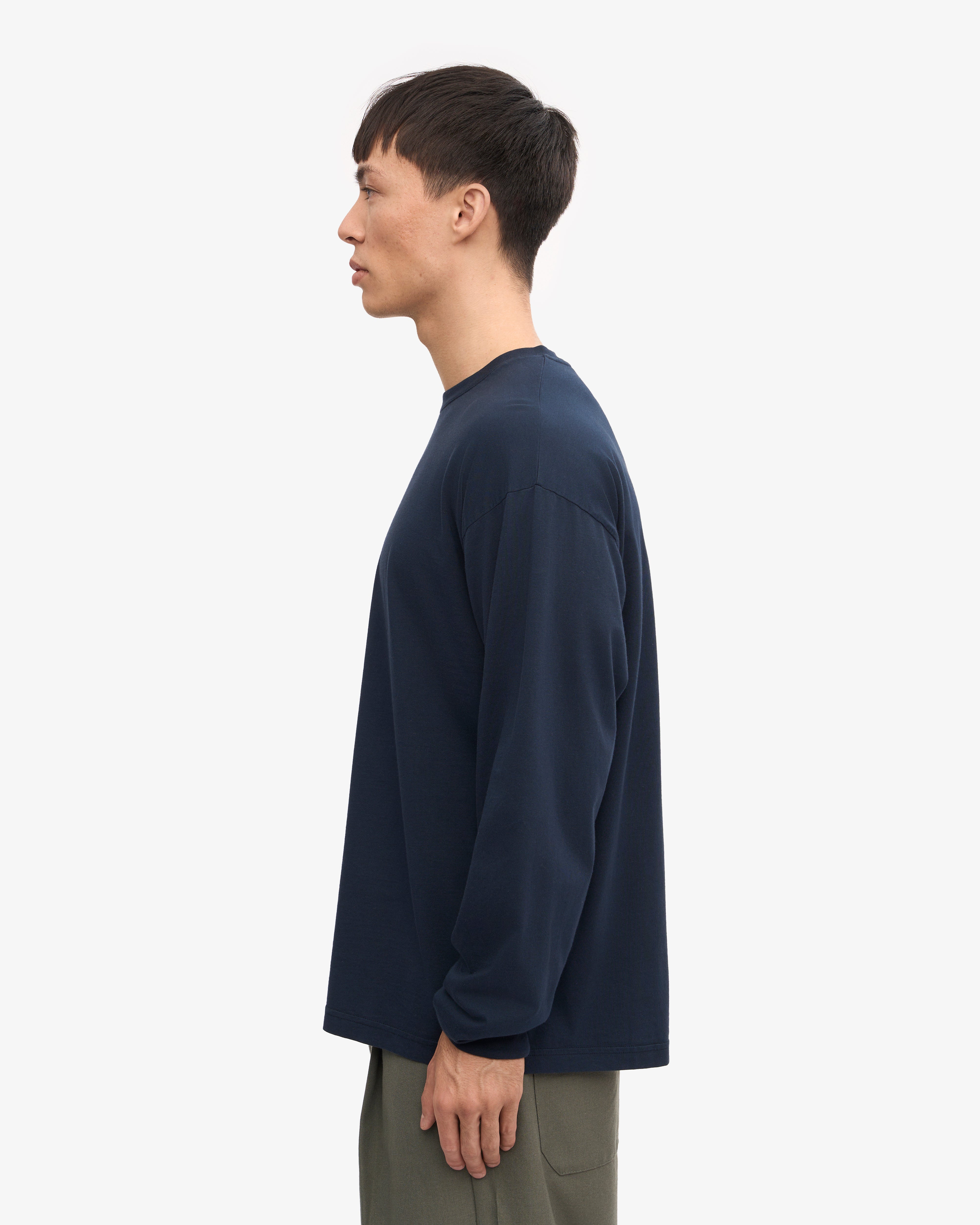 Oversized Organic Long Sleeve T-Shirt for Women - Soft Cotton Crewneck Top in Navy Blue - Perfect for Casual Wear, Layering & Everyday Comfort