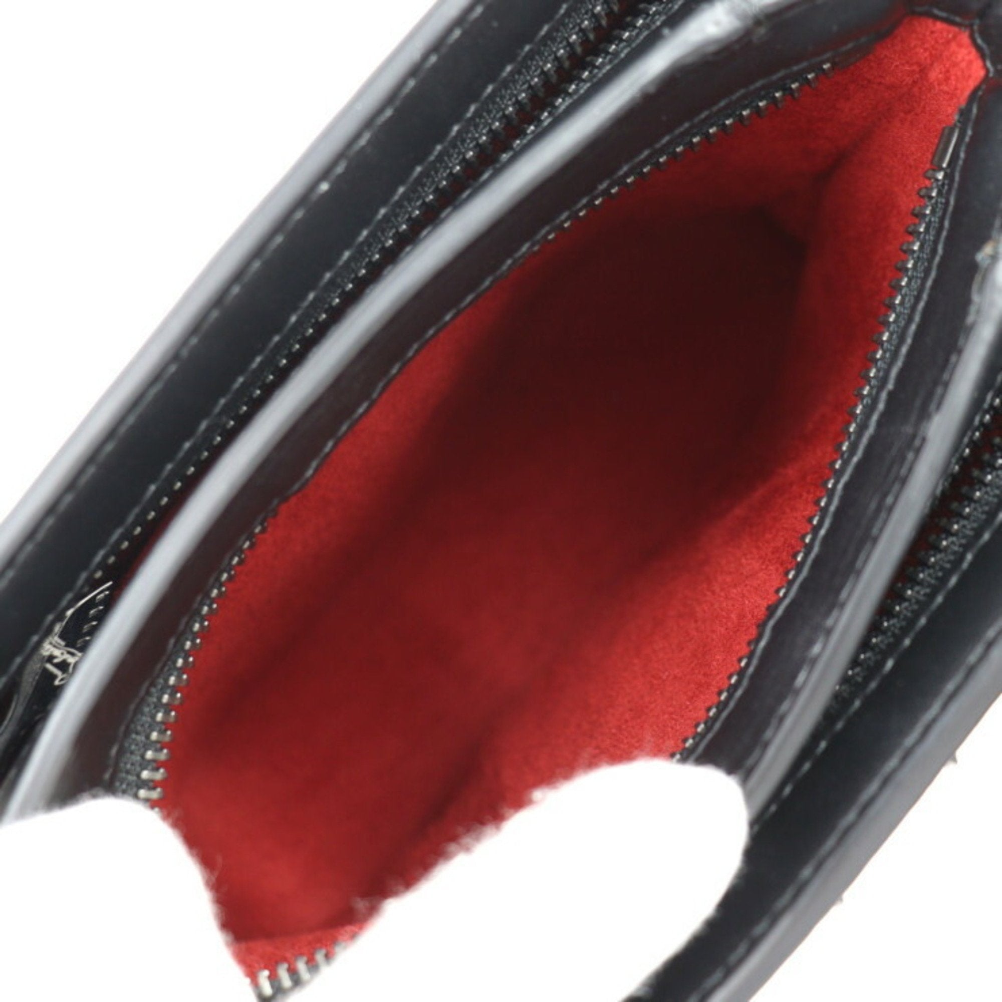Stylish Black Shoulder Bag with Silver Chain Handle - Perfect for Women's Daily Use, Work, and Evening Outfits