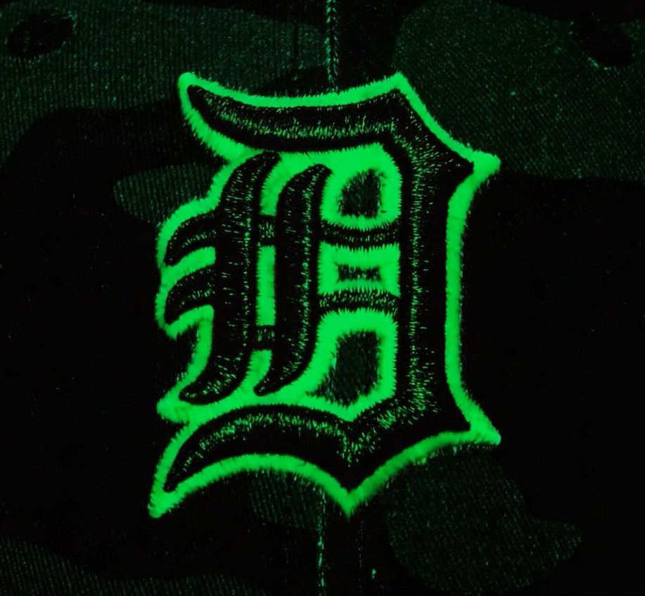 New Era 59Fifty Camo Detroit Tigers Glow in the Dark Baseball Cap - Black Camouflage Hat for Night Games & Outdoor Activities
