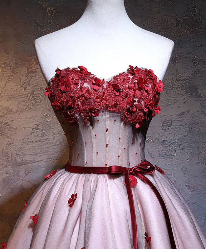 Burgundy Sweetheart Neckline Lace Short Prom Dress for Homecoming, Evening Party, and Formal Events - Elegant Burgundy Homecoming Dress for Women
